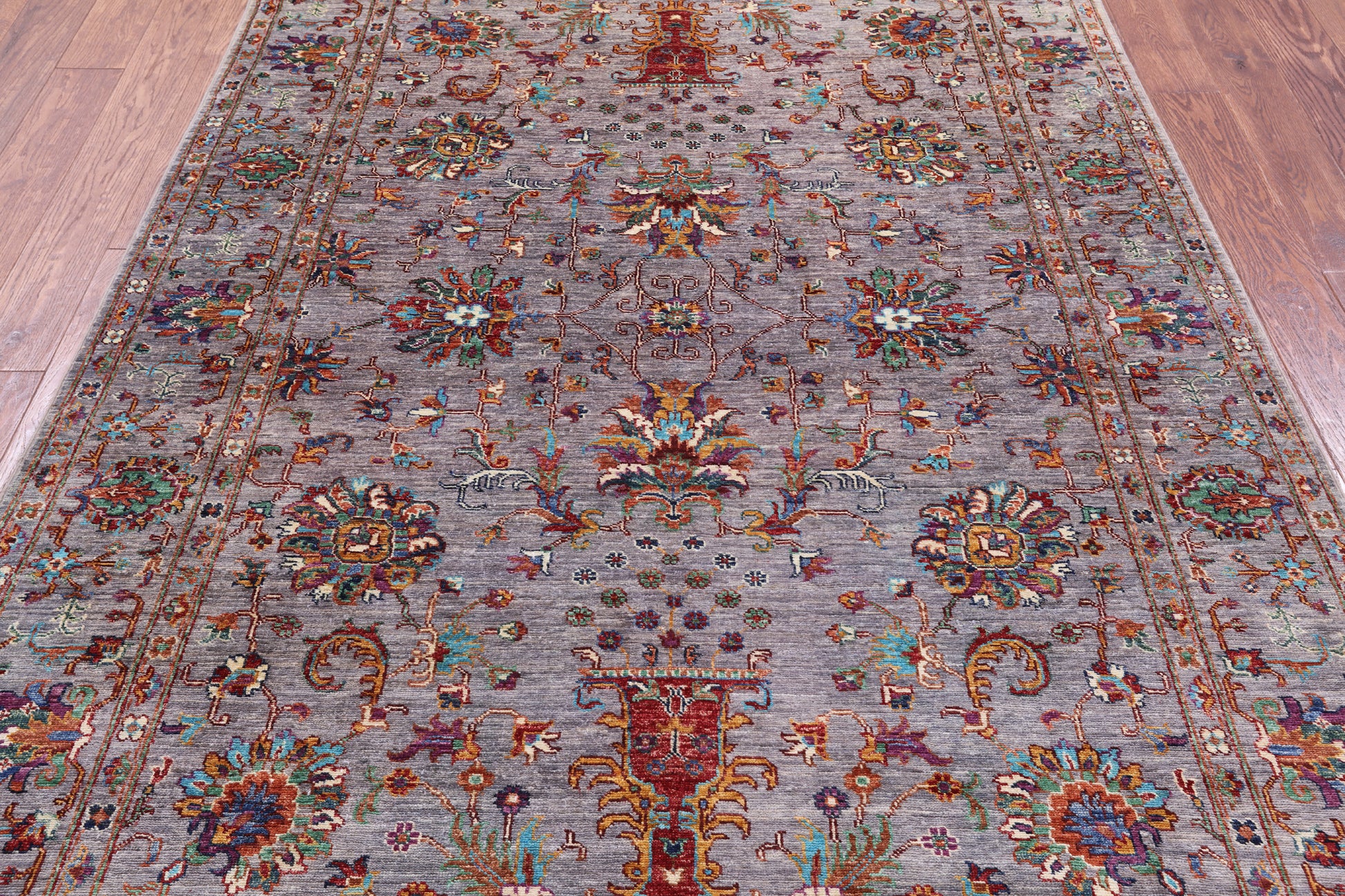 Grey Peshawar Hand Knotted Wool Rug - 5' 8" X 8' 4" - Golden Nile