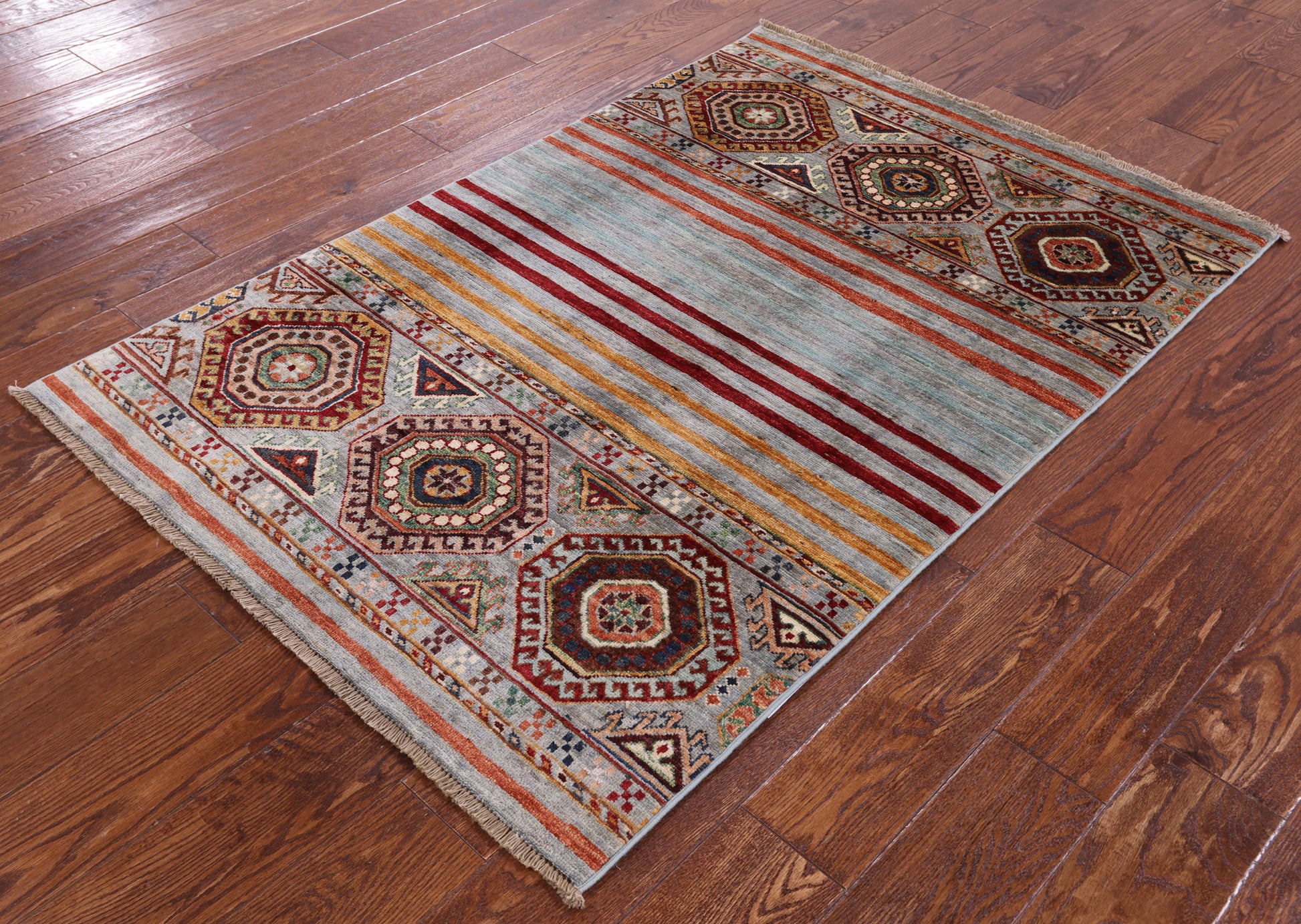 Khorjin Persian Gabbeh Hand Knotted Wool Rug - 3' 4" X 4' 10" - Golden Nile