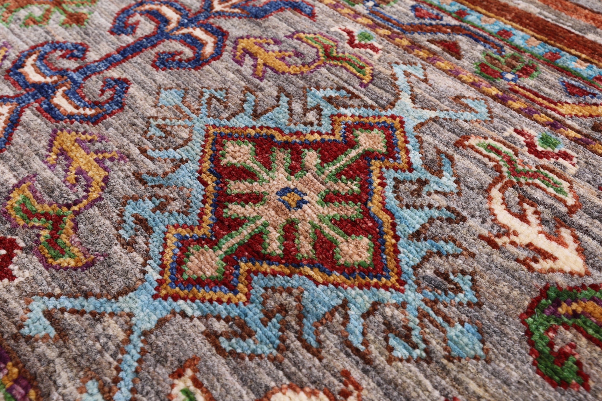 Khorjin Persian Gabbeh Hand Knotted Wool Rug - 5' 0" X 6' 11" - Golden Nile