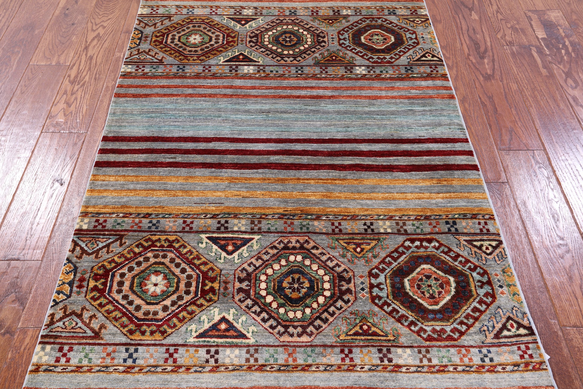 Khorjin Persian Gabbeh Hand Knotted Wool Rug - 3' 4" X 4' 11" - Golden Nile