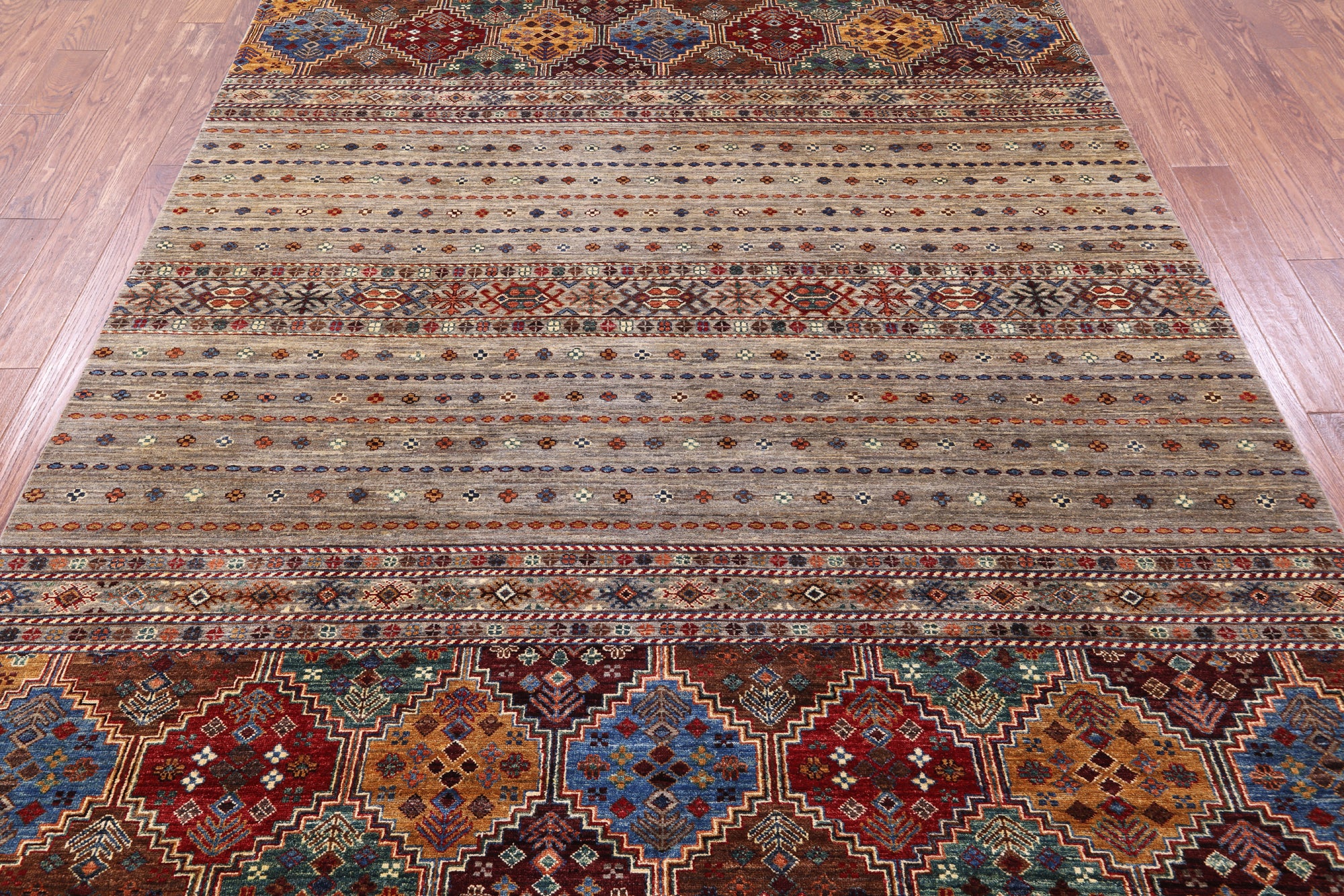 Khorjin Persian Gabbeh Hand Knotted Wool Rug - 7' 1" X 9' 11" - Golden Nile