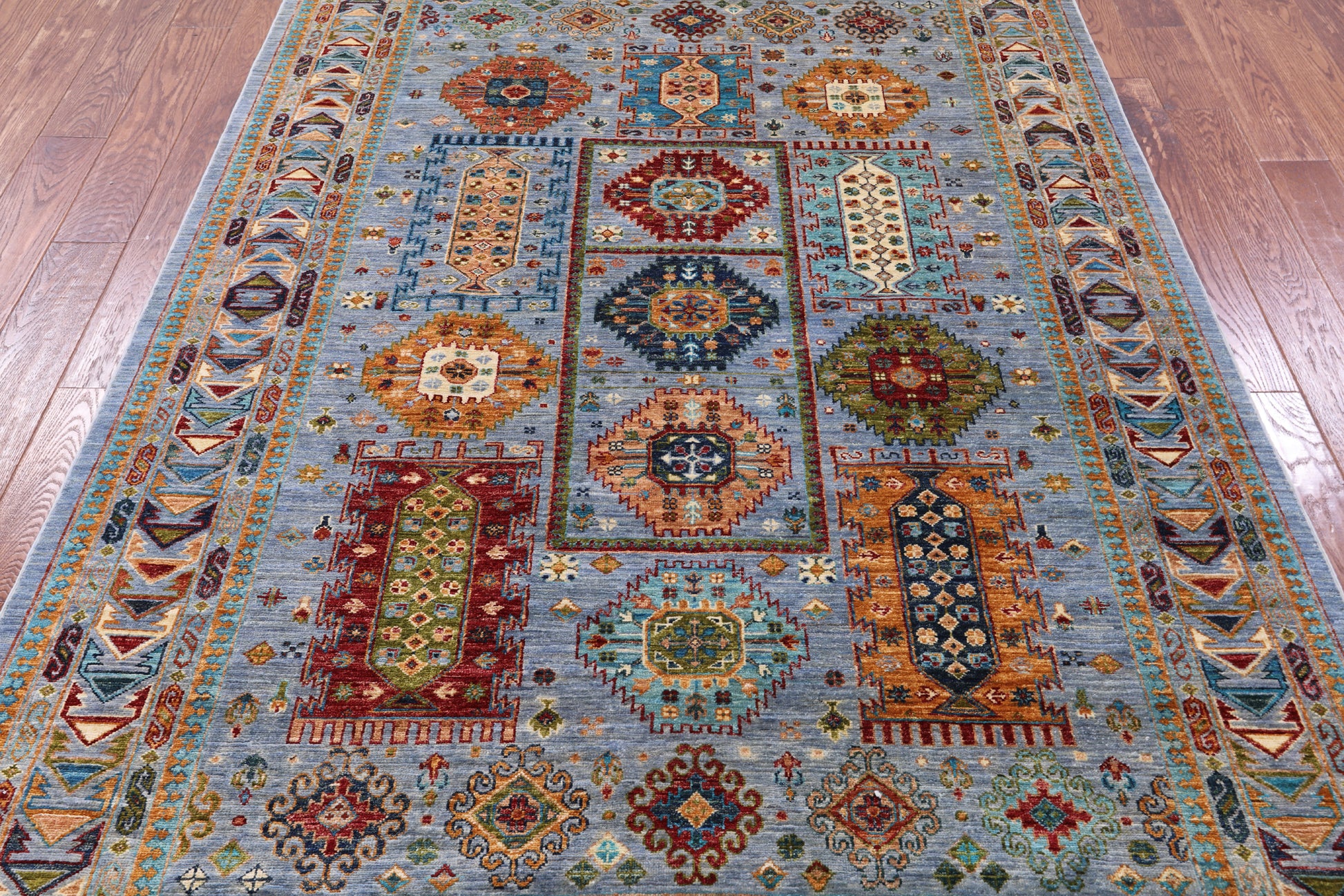 Turkmen Ersari Hand Knotted Wool Rug - 5' 9" X 8' 3" - Golden Nile