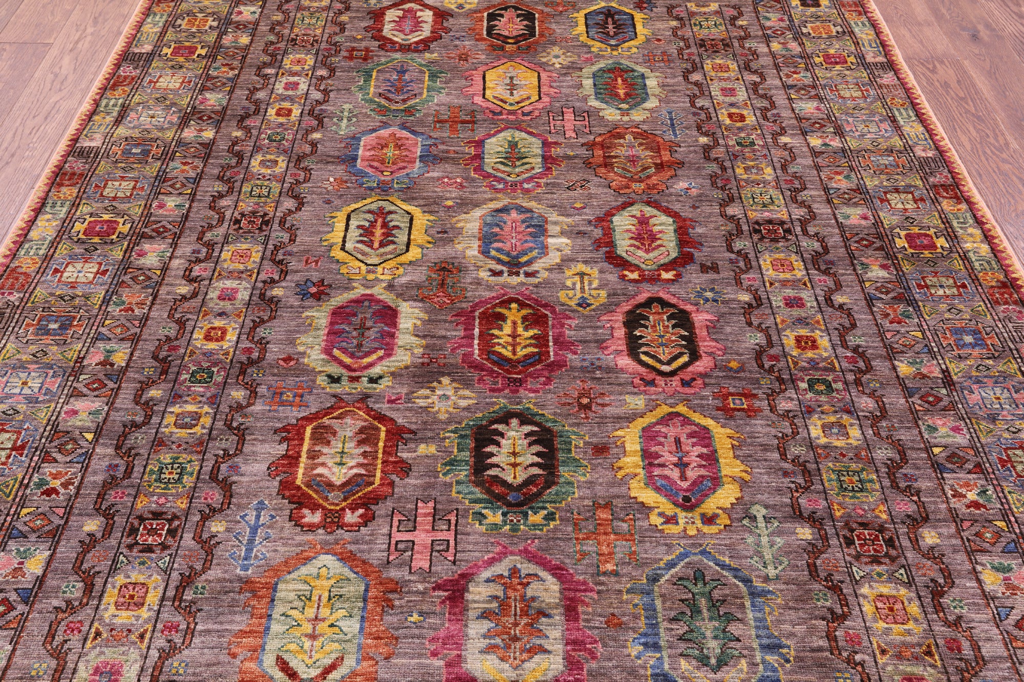 Tribal Persian Handmade Wool Rug - 5' 9" X 7' 10" - Golden Nile