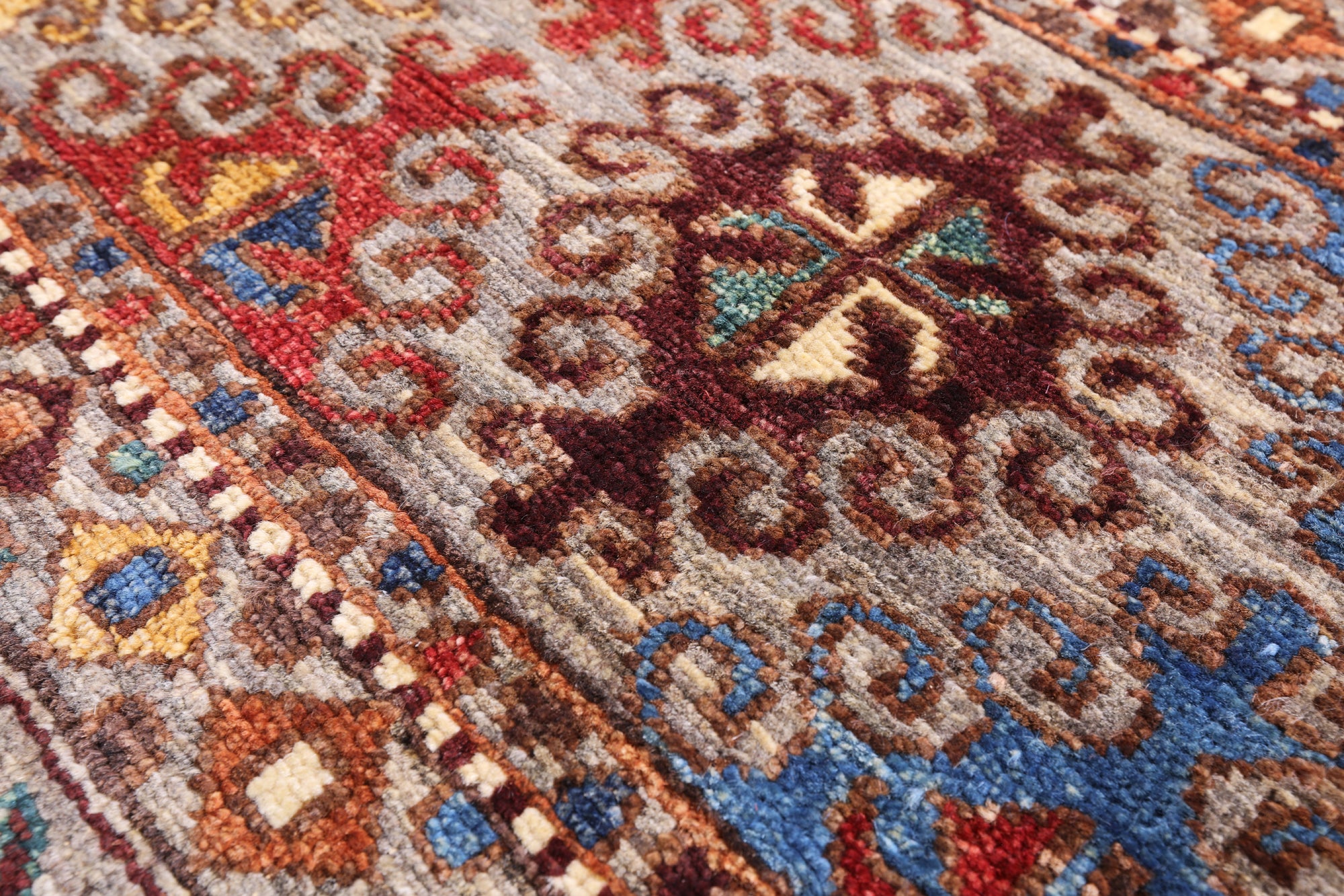 Khorjin Persian Gabbeh Hand Knotted Wool Rug - 4' 2" X 5' 8" - Golden Nile