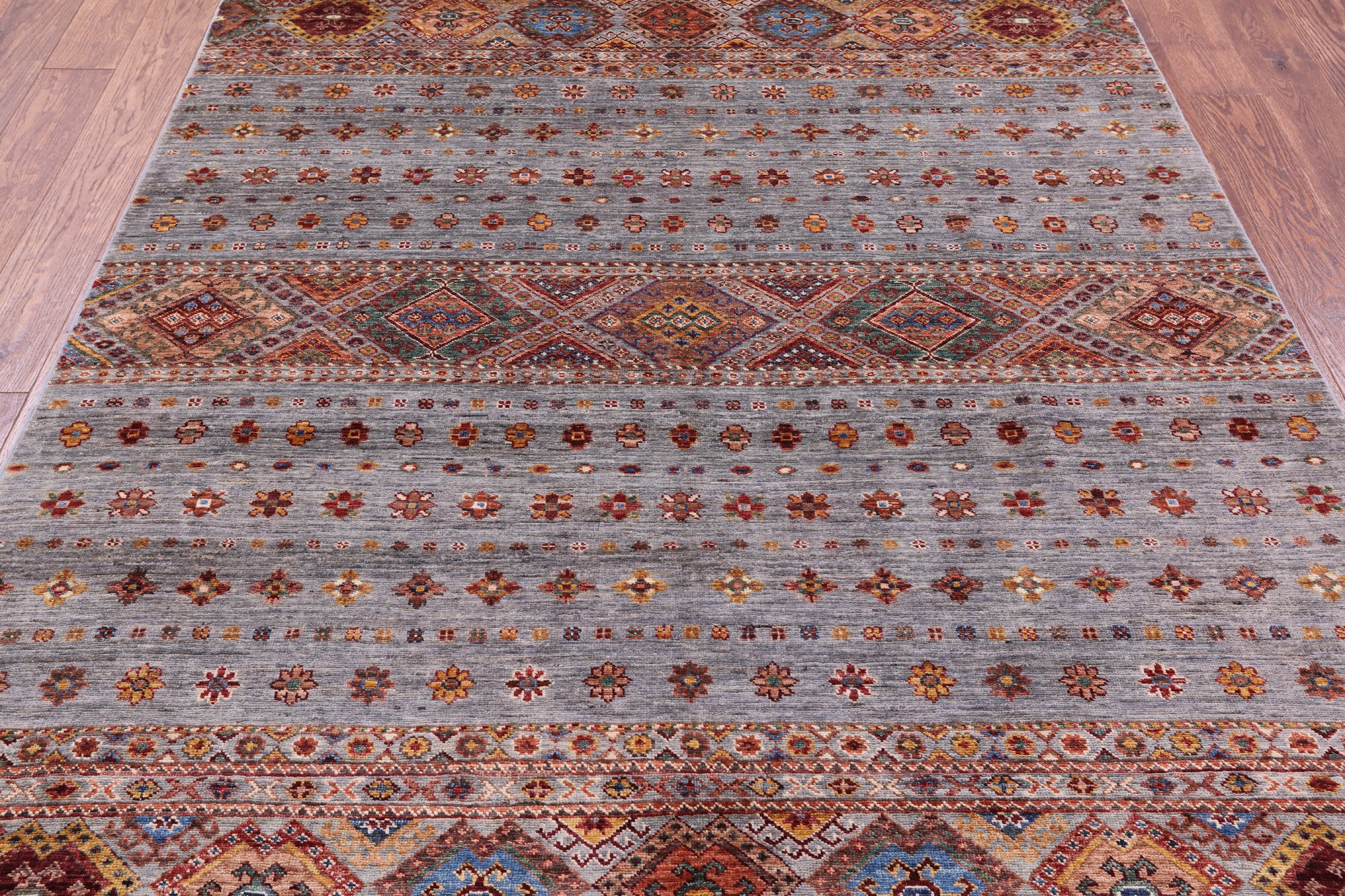 Khorjin Persian Gabbeh Hand Knotted Wool Rug - 5' 9" X 7' 10" - Golden Nile