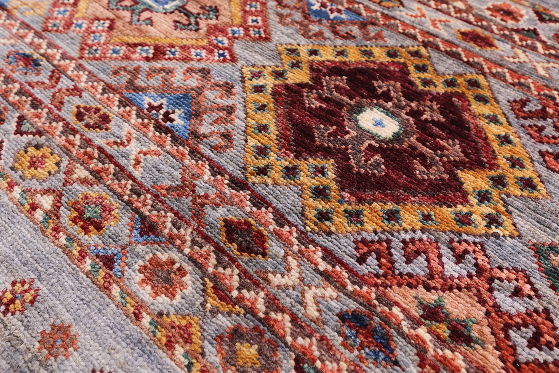 Khorjin Persian Gabbeh Hand Knotted Wool Rug - 5' 9" X 7' 10" - Golden Nile