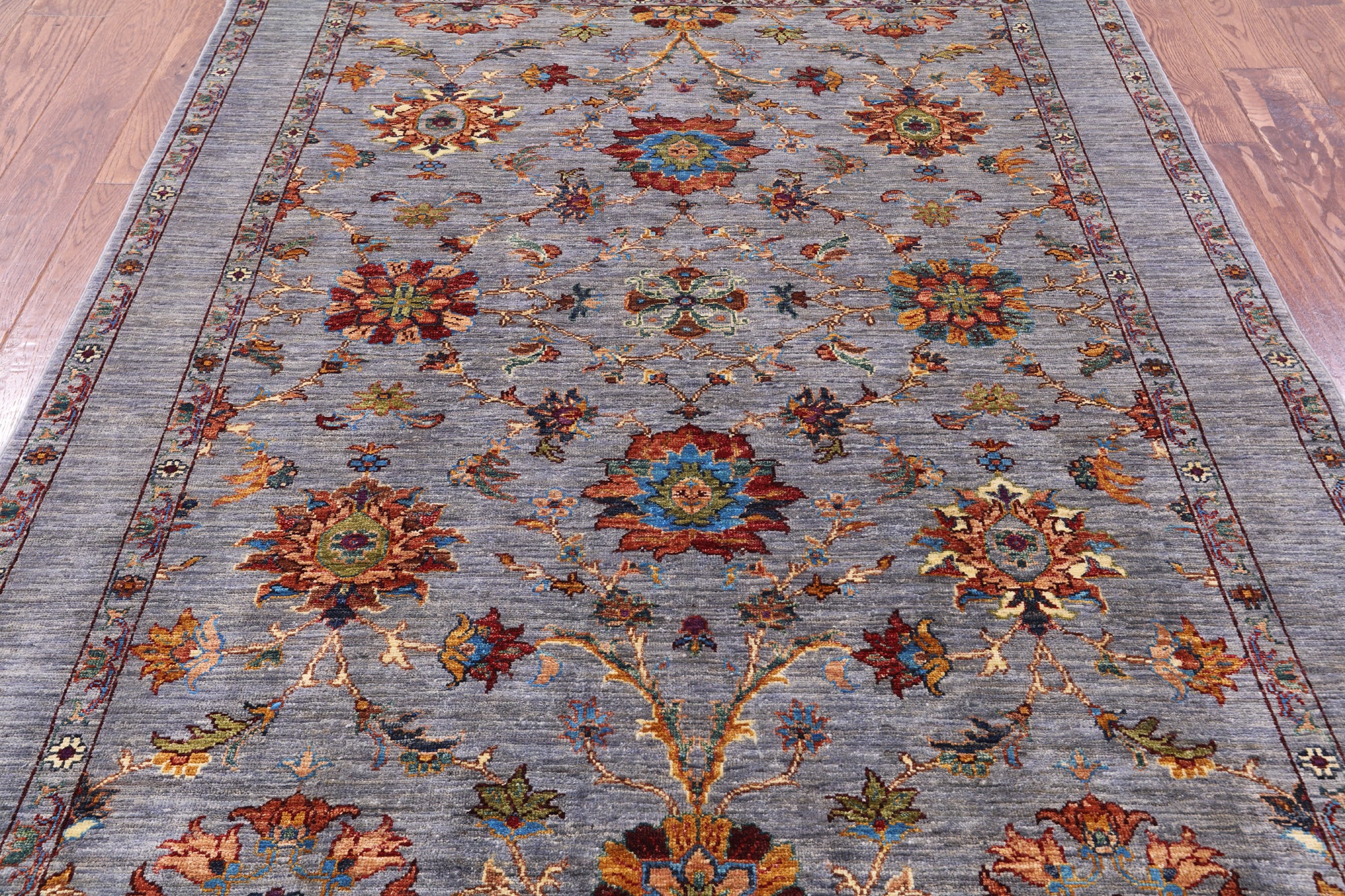 Peshawar Hand Knotted Wool Rug - 4' 11" X 6' 8" - Golden Nile