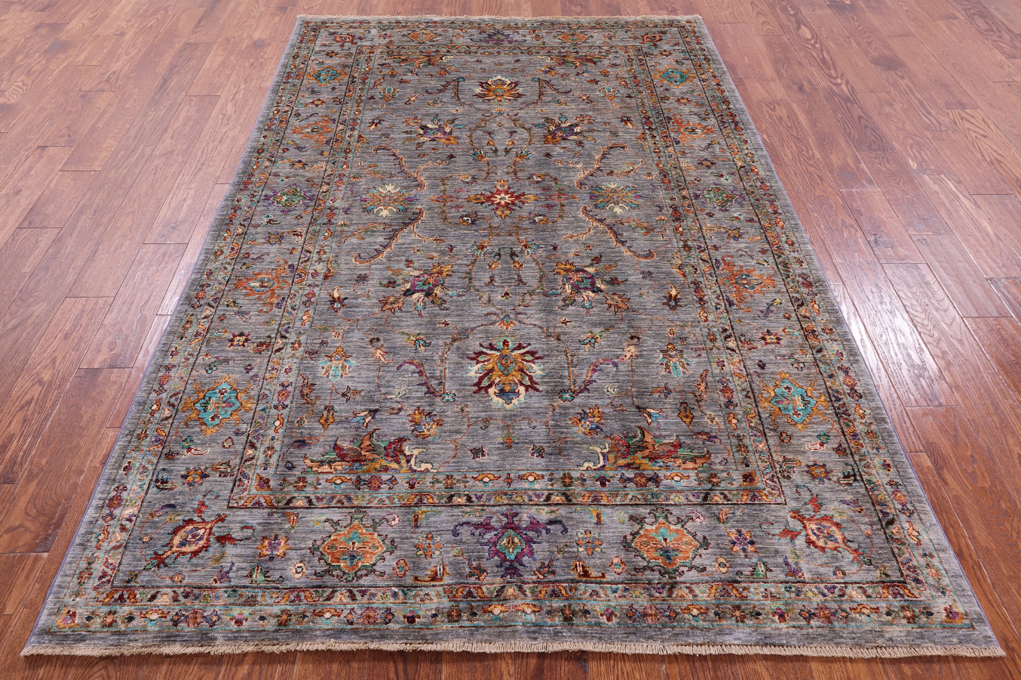 Grey Peshawar Hand Knotted Wool Rug - 5' 6" X 8' 5" - Golden Nile