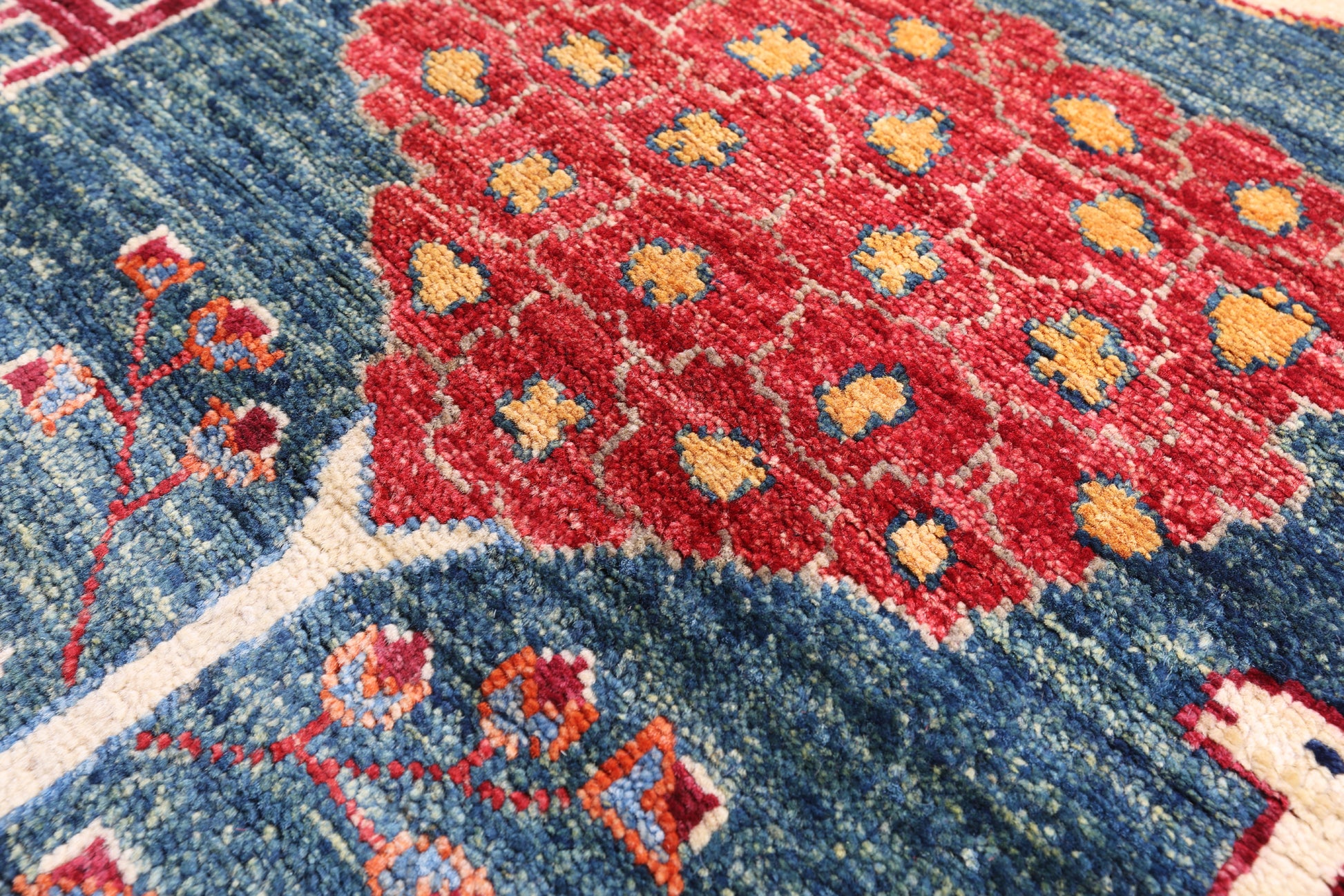 Tribal Persian Gabbeh Hand Knotted Wool Rug - 6' 6" X 10' 0" - Golden Nile