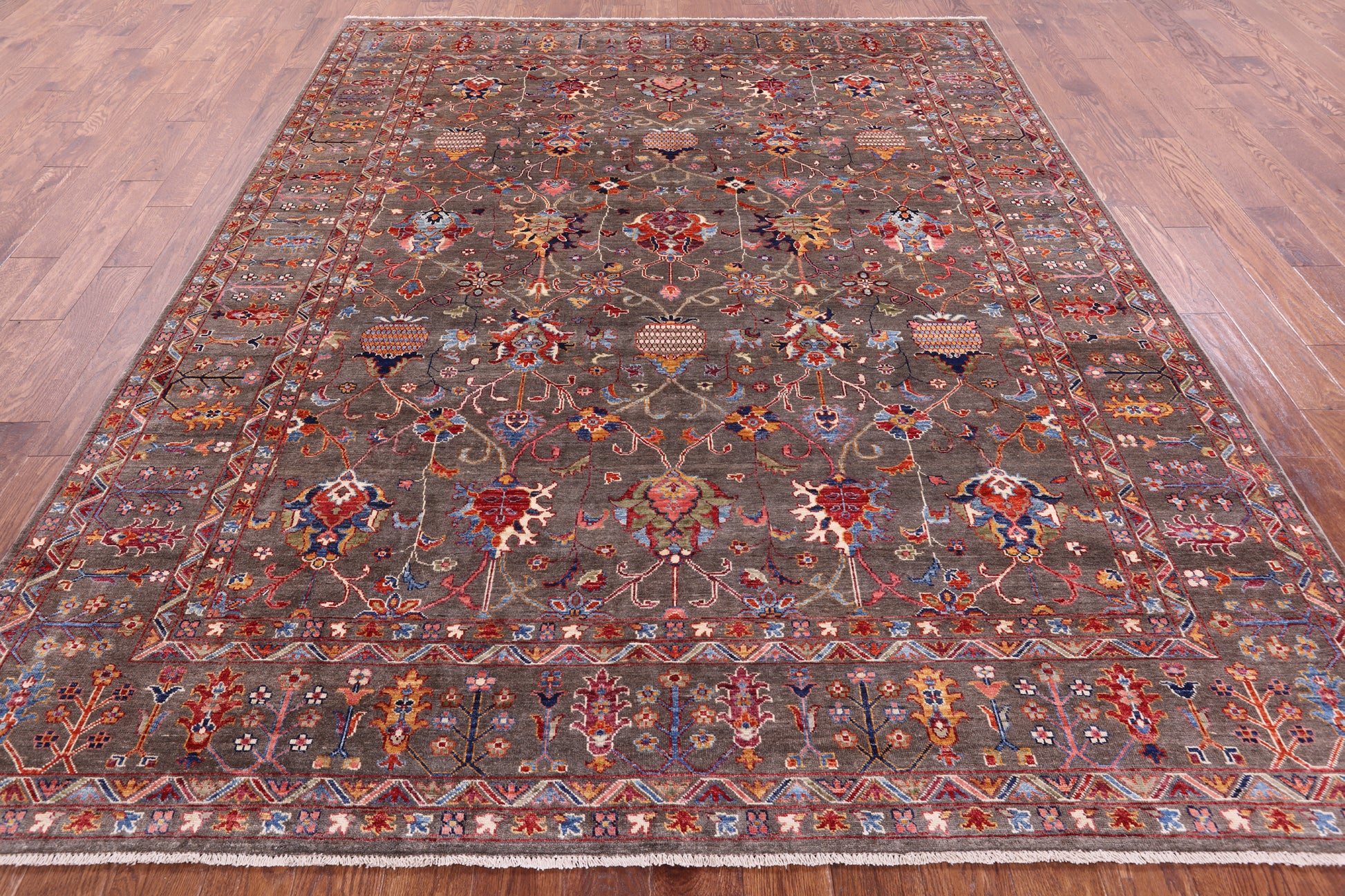 Peshawar Hand Knotted Wool Rug - 8' 0" X 9' 11" - Golden Nile