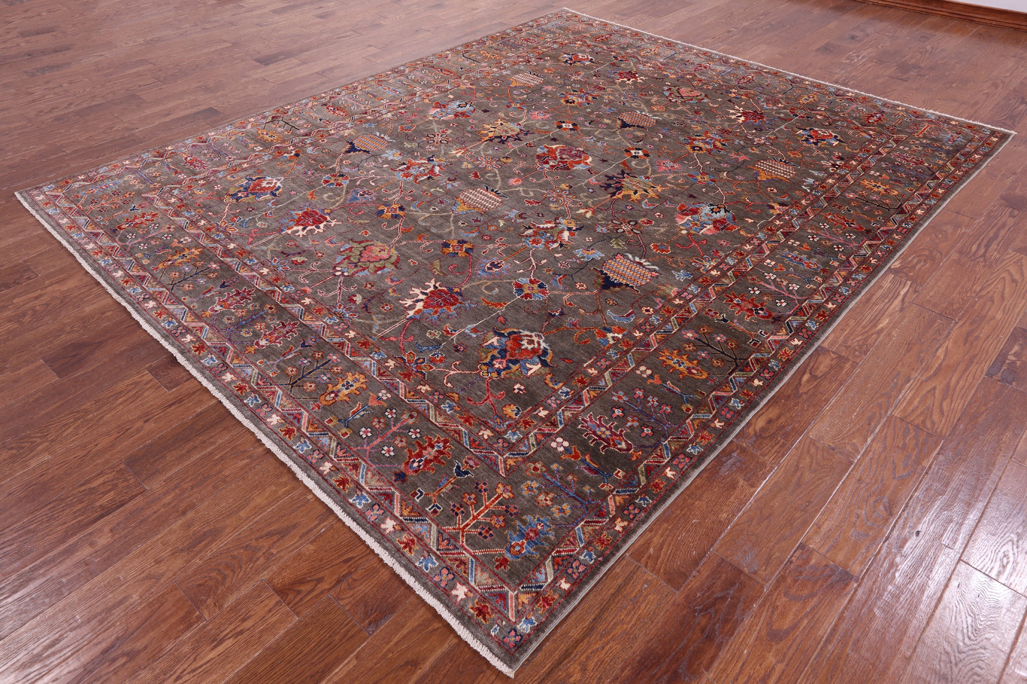 Peshawar Hand Knotted Wool Rug - 8' 0" X 9' 11" - Golden Nile