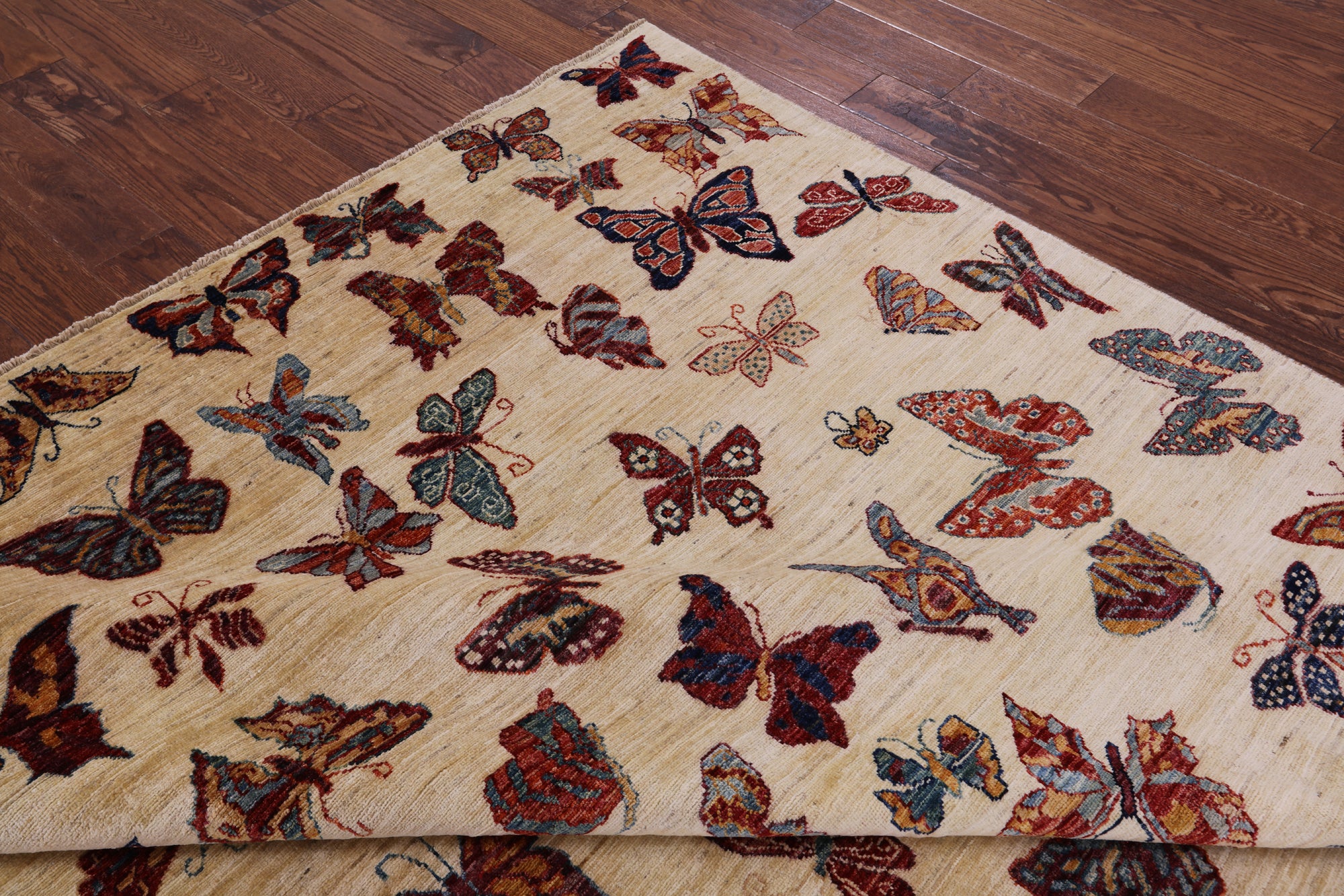 Ivory Butterflies Design Persian Gabbeh Hand Knotted Wool Rug - 8' 0" X 9' 10" - Golden Nile