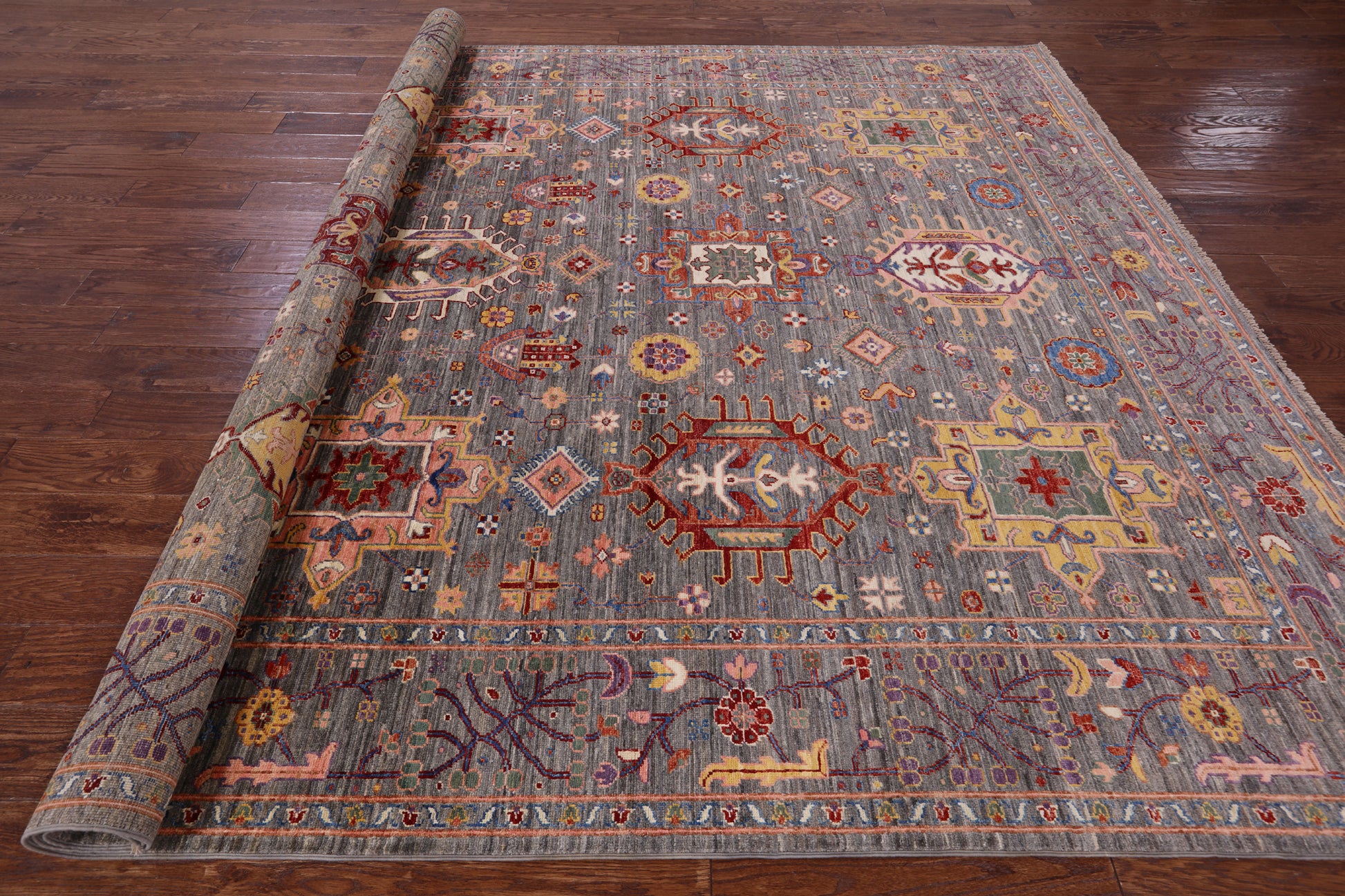 Persian Fine Serapi Handmade Wool Rug - 8' 1" X 9' 8" - Golden Nile