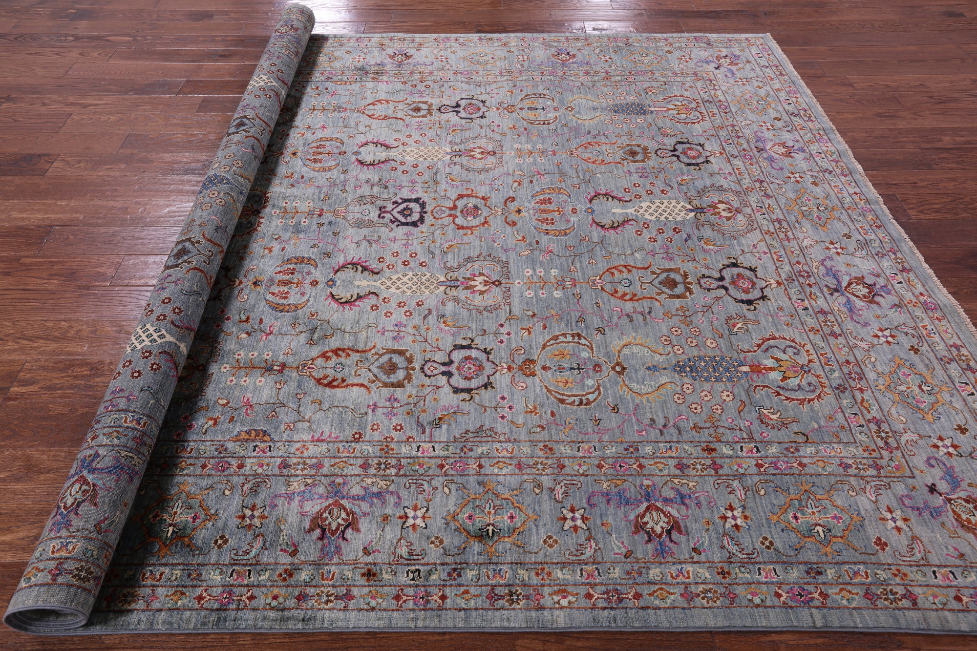 Peshawar Hand Knotted Wool Rug - 8' 0" X 10' 0" - Golden Nile