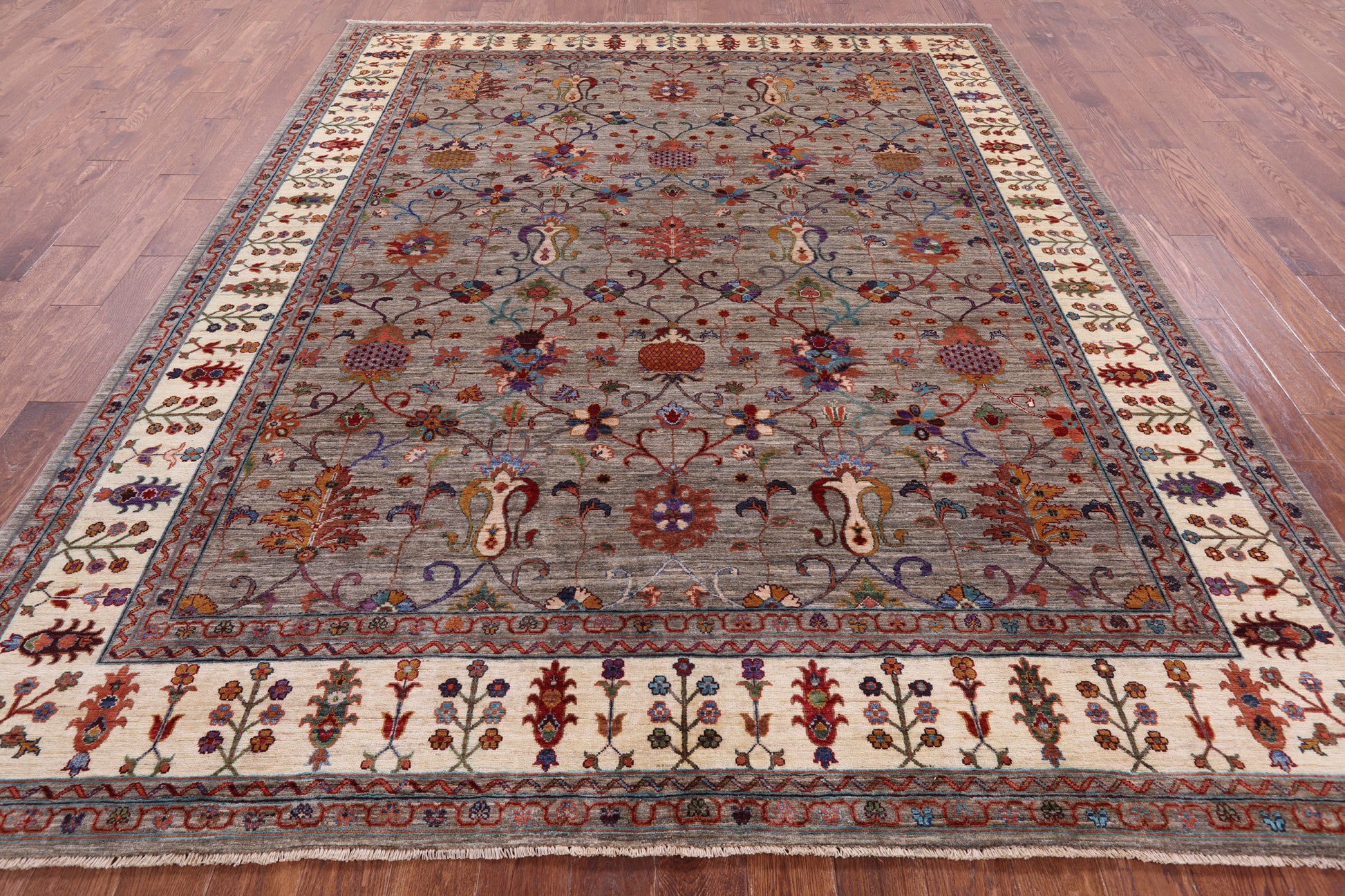 Peshawar Hand Knotted Wool Rug - 8' 5" X 10' 1" - Golden Nile