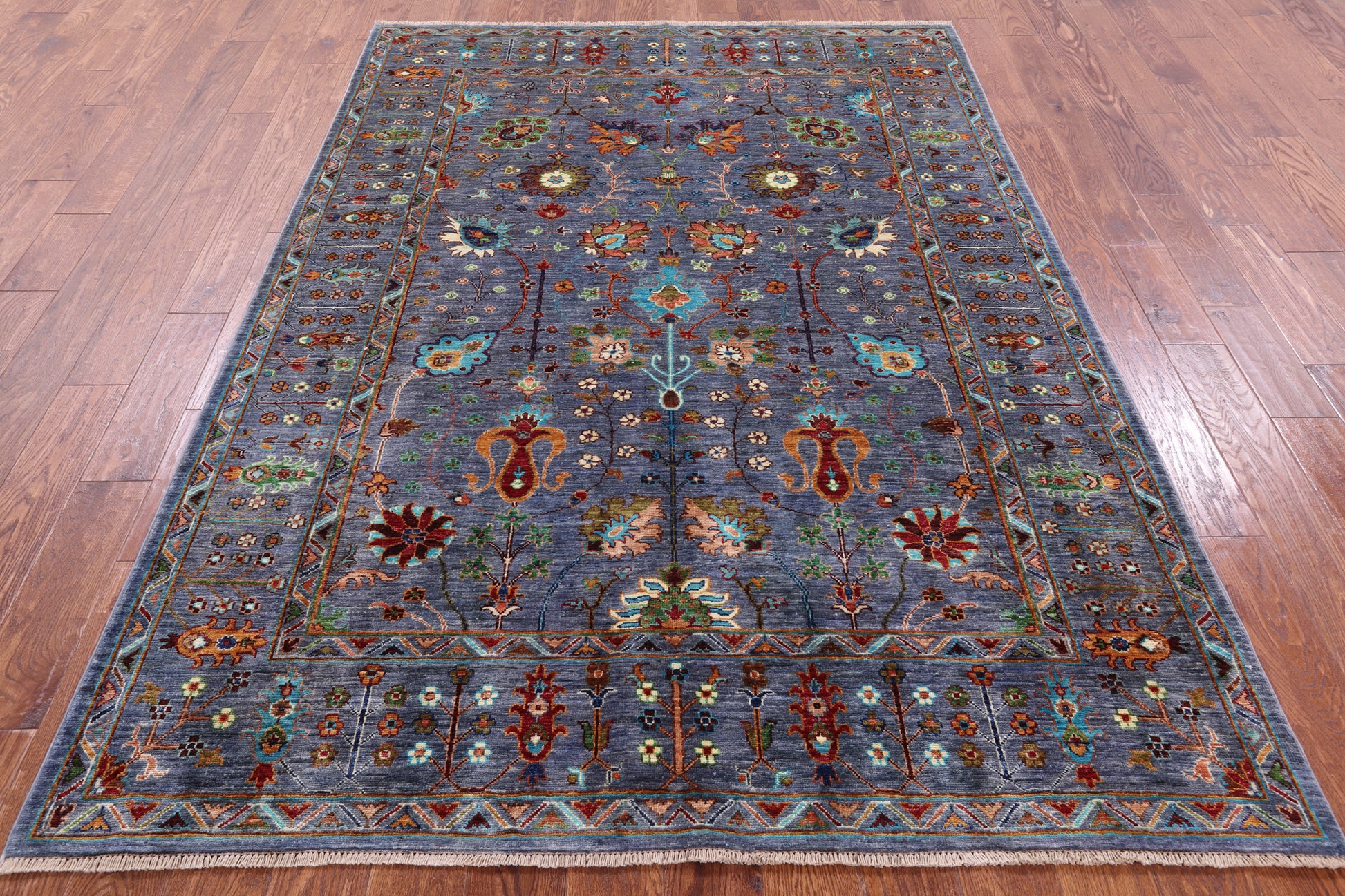 Peshawar Hand Knotted Wool Rug - 5' 9" X 8' 0" - Golden Nile