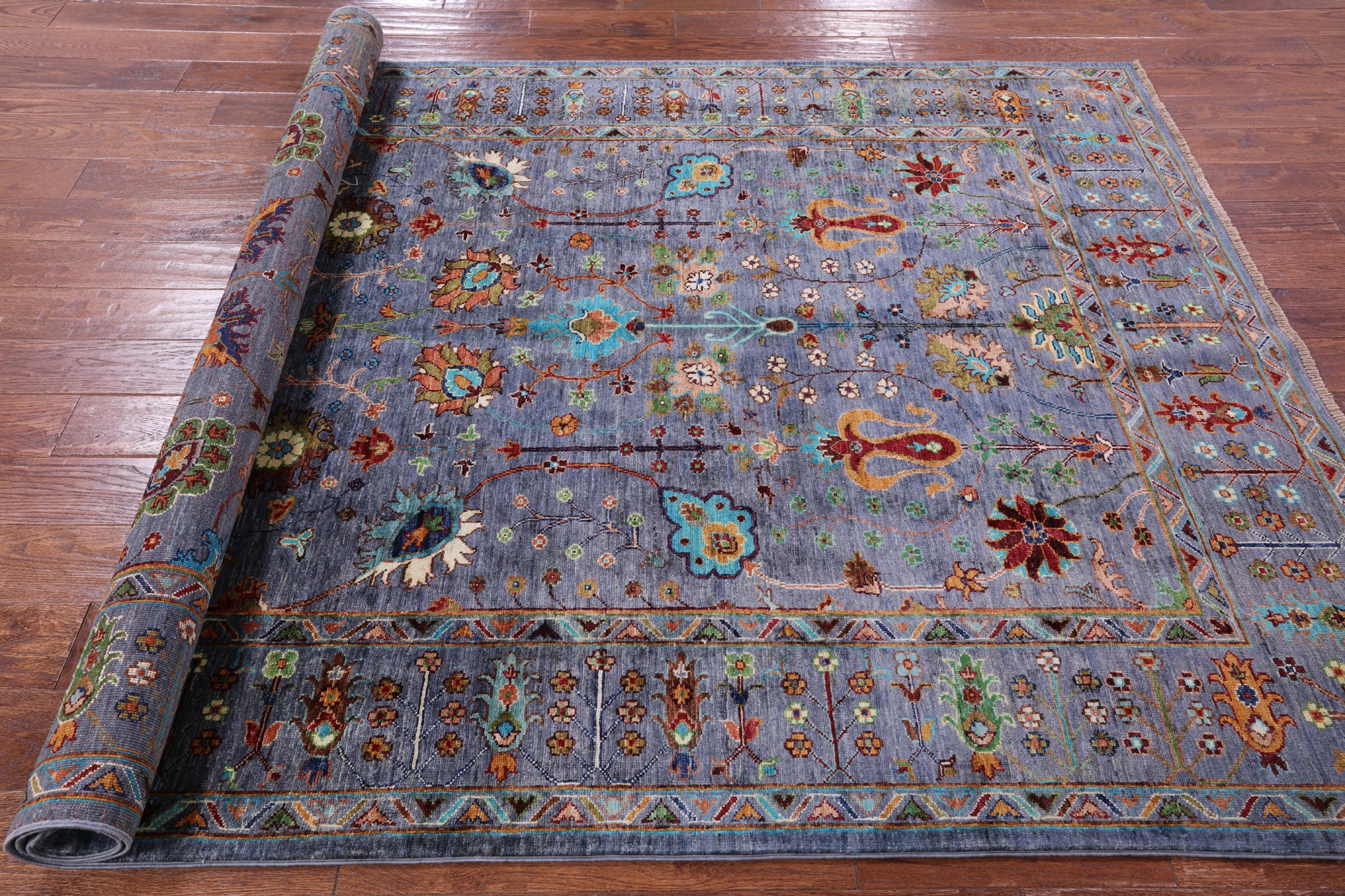 Peshawar Hand Knotted Wool Rug - 5' 9" X 8' 0" - Golden Nile