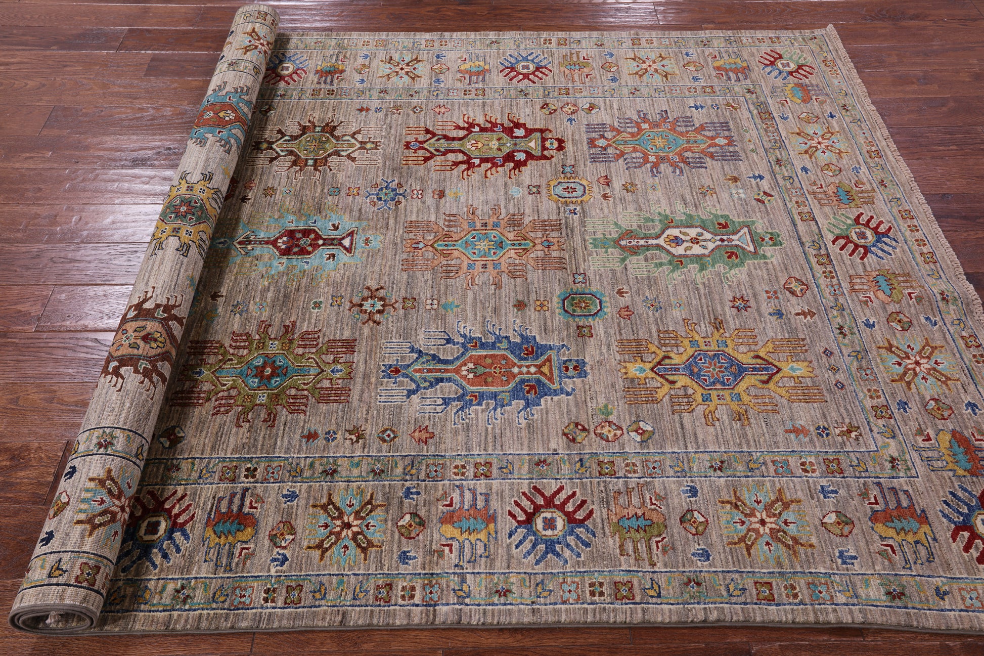 Tribal Persian Hand Knotted Wool Rug - 5' 8" X 7' 11" - Golden Nile