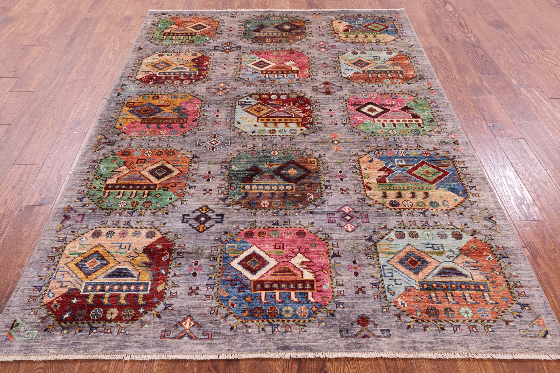 Turkmen Ersari Hand Knotted Wool Rug - 5' 9" X 7' 10" - Golden Nile