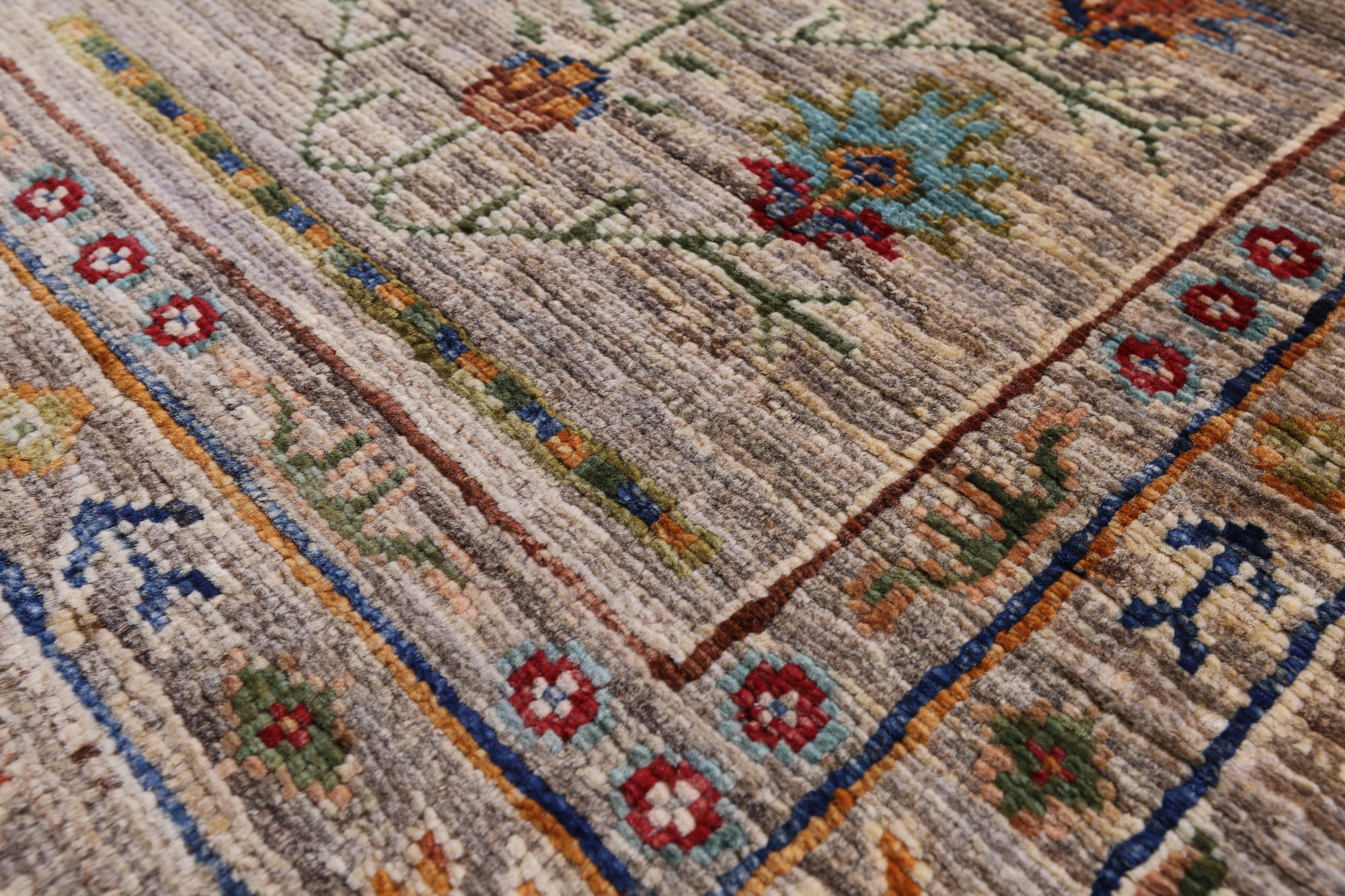 Tribal Persian Handmade Wool Rug - 5' 0" X 6' 5" - Golden Nile