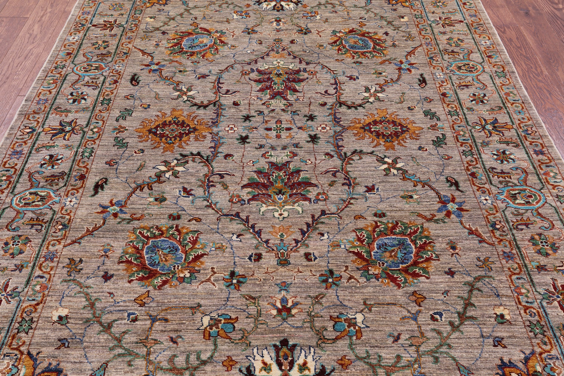 Persian Tabriz Handmade Wool Rug - 5' 9" X 7' 10" - Golden Nile