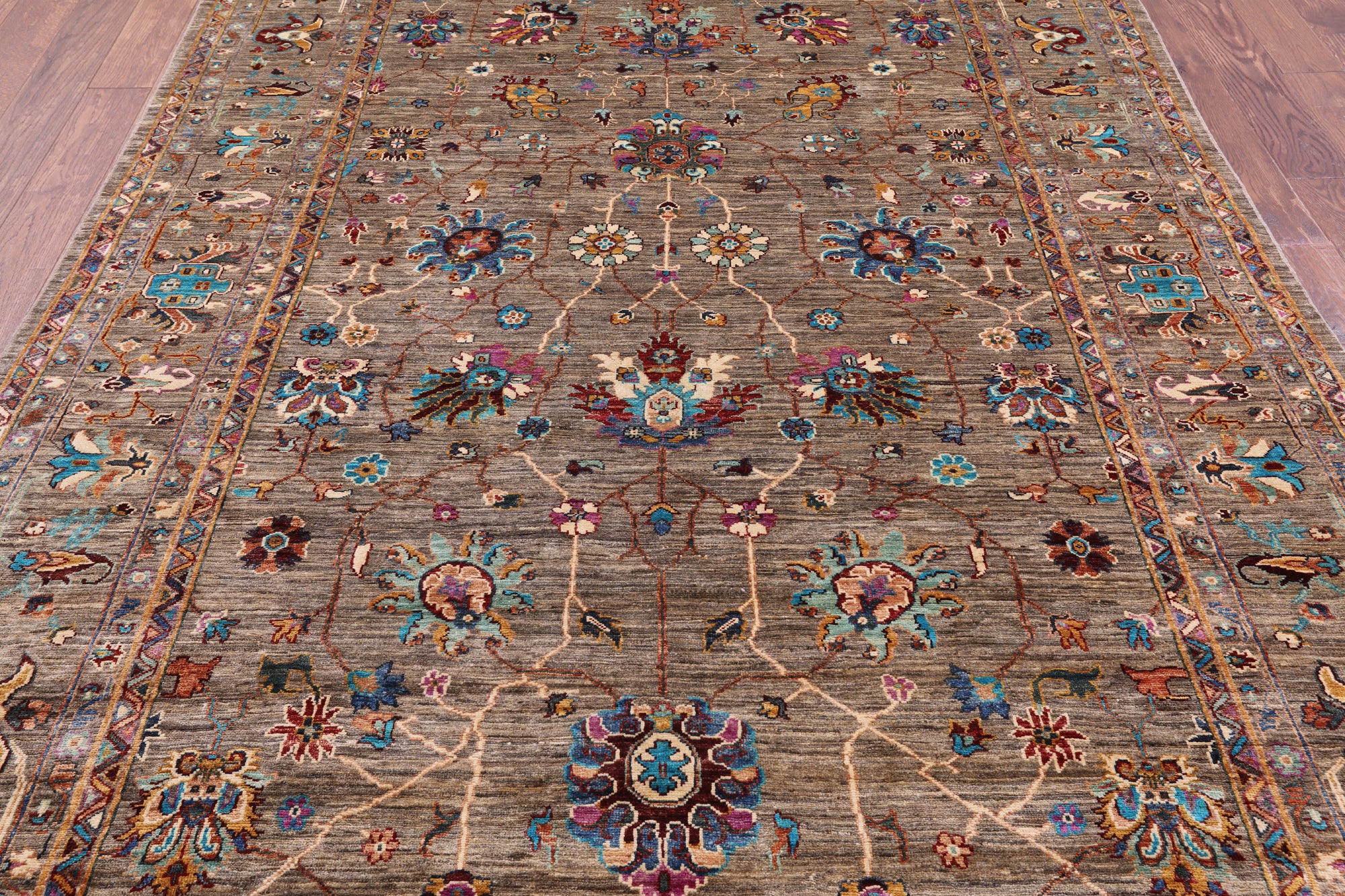 Persian Tabriz Handmade Wool Rug - 6' 9" X 9' 10" - Golden Nile