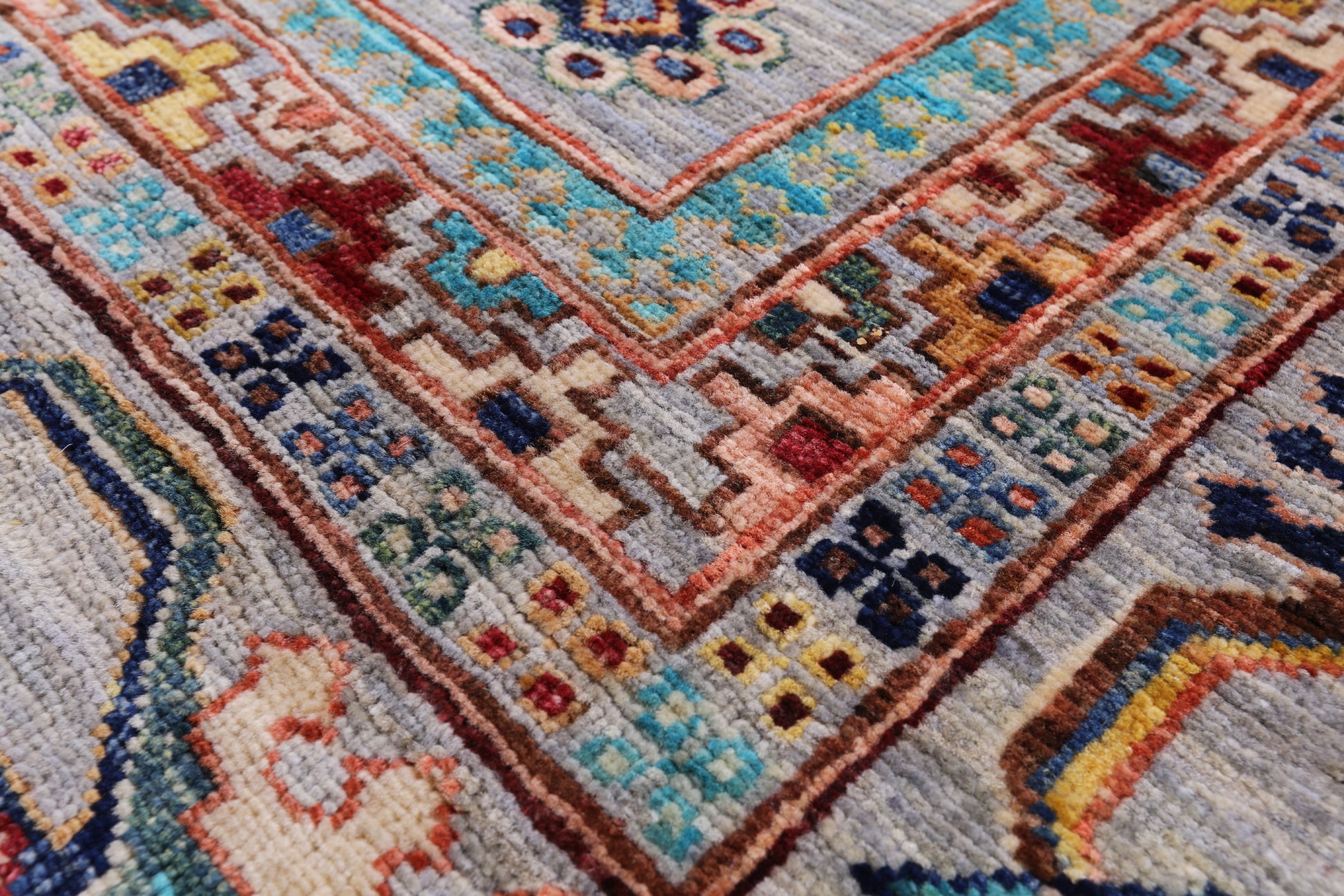 Persian Fine Serapi Hand Knotted Wool Rug - 6' 11" X 9' 3" - Golden Nile
