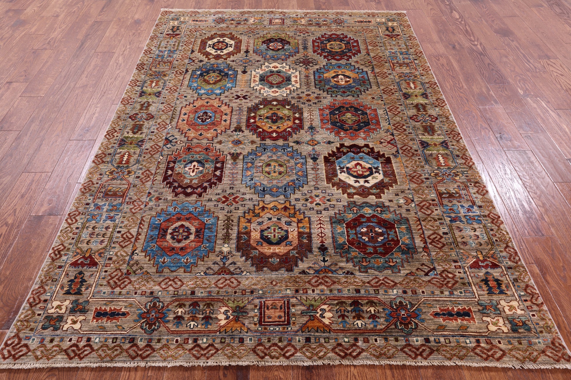 Turkmen Ersari Hand Knotted Wool Rug - 5' 7" X 7' 11" - Golden Nile