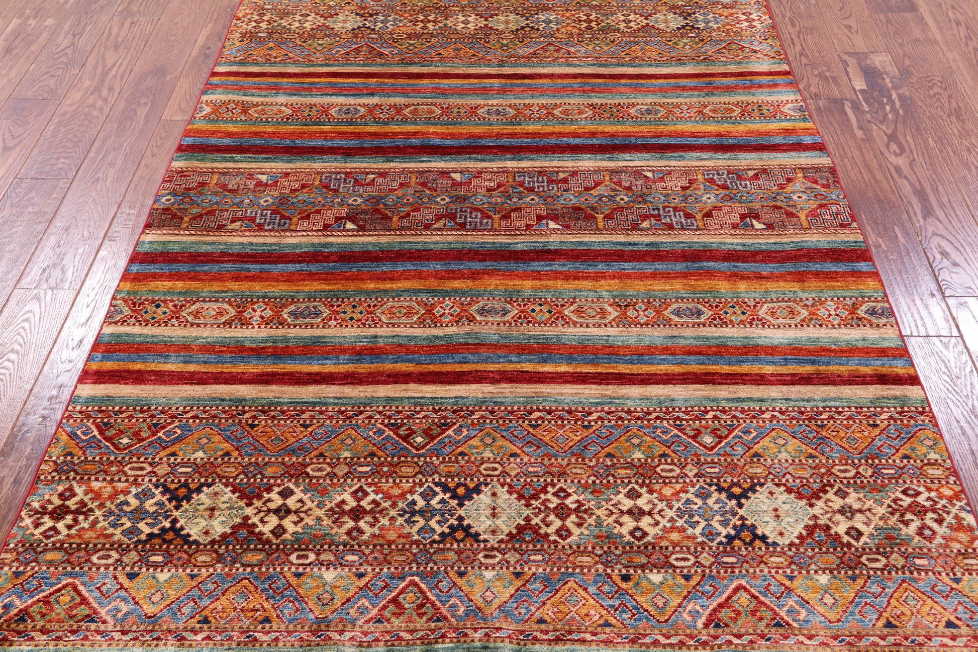 Khorjin Persian Gabbeh Hand Knotted Wool Rug - 4' 10" X 6' 8" - Golden Nile