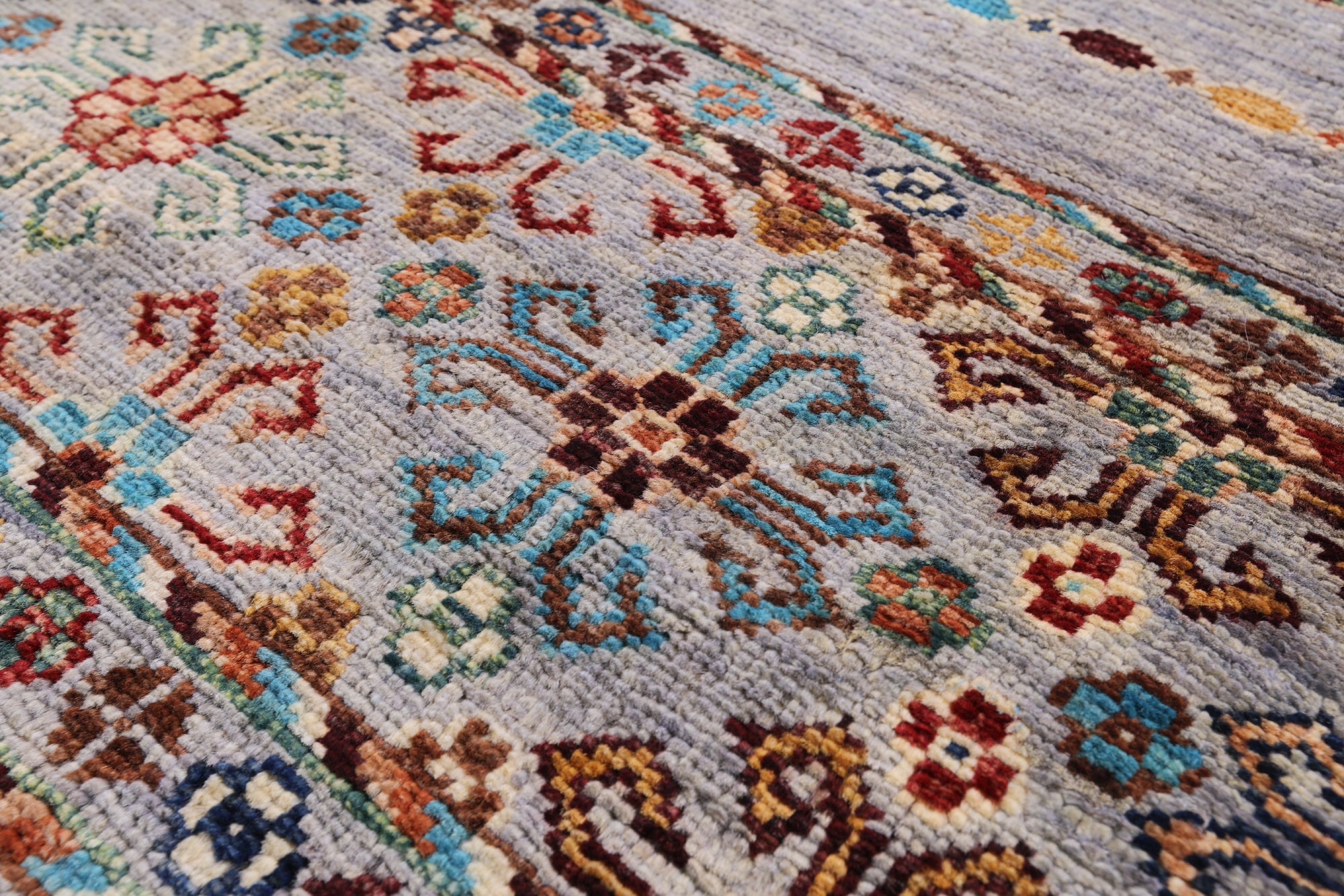 Khorjin Persian Gabbeh Hand Knotted Wool Rug - 3' 5" X 4' 11" - Golden Nile
