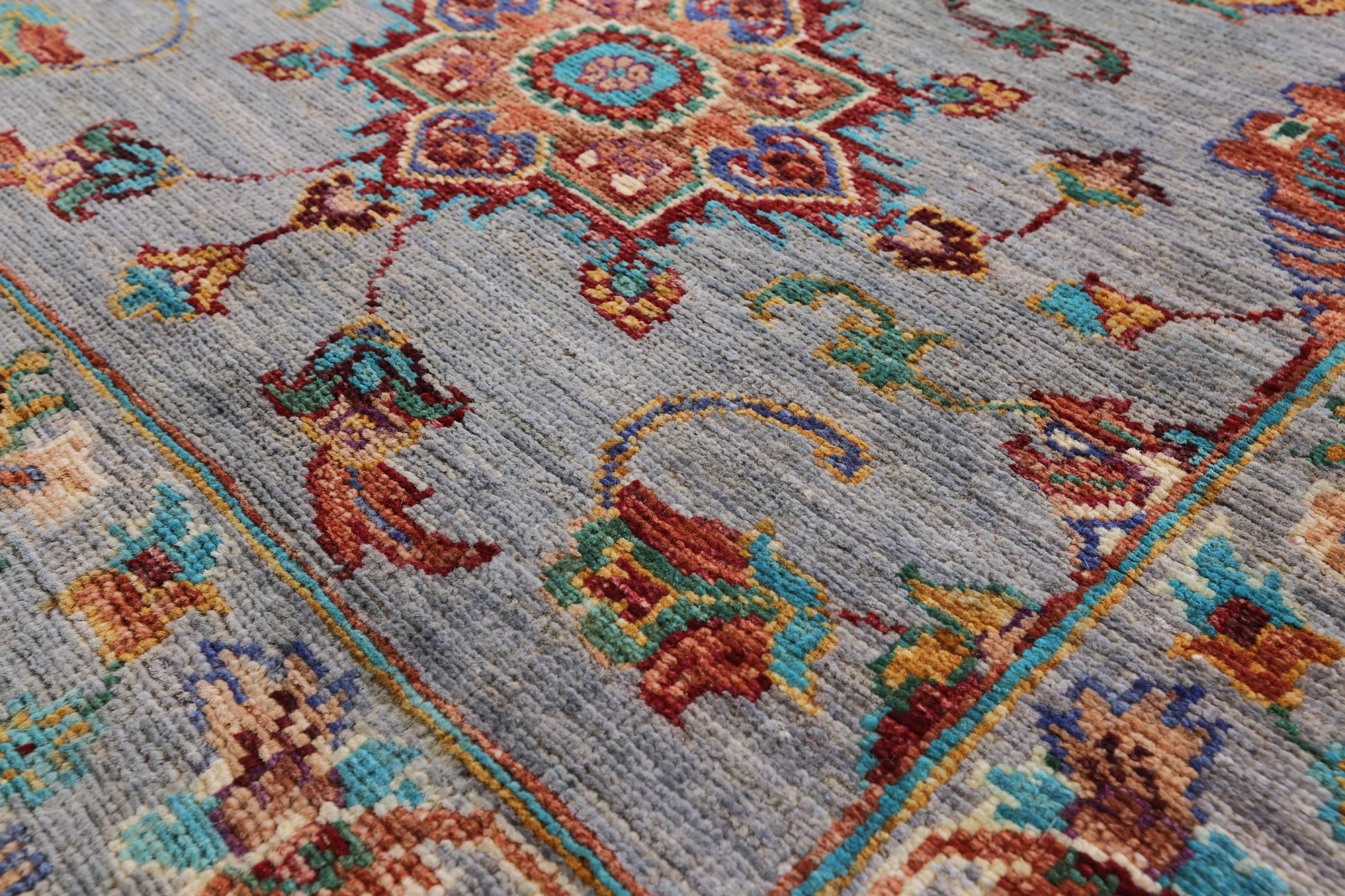 Grey Peshawar Hand Knotted Wool Runner Rug - 2' 8" X 9' 10" - Golden Nile