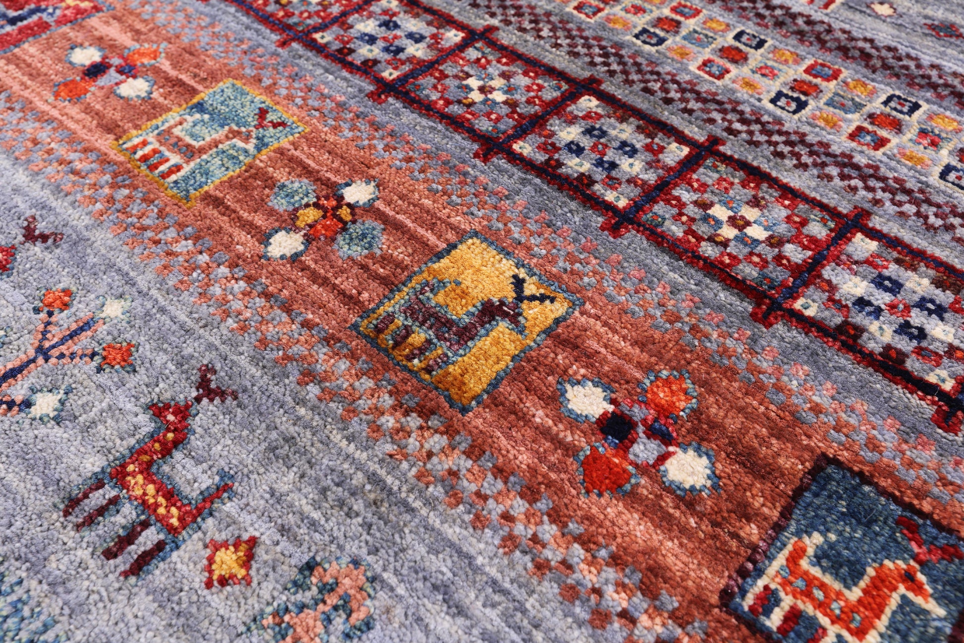 Tribal Persian Gabbeh Handmade Wool Rug - 4' 10" X 6' 6" - Golden Nile