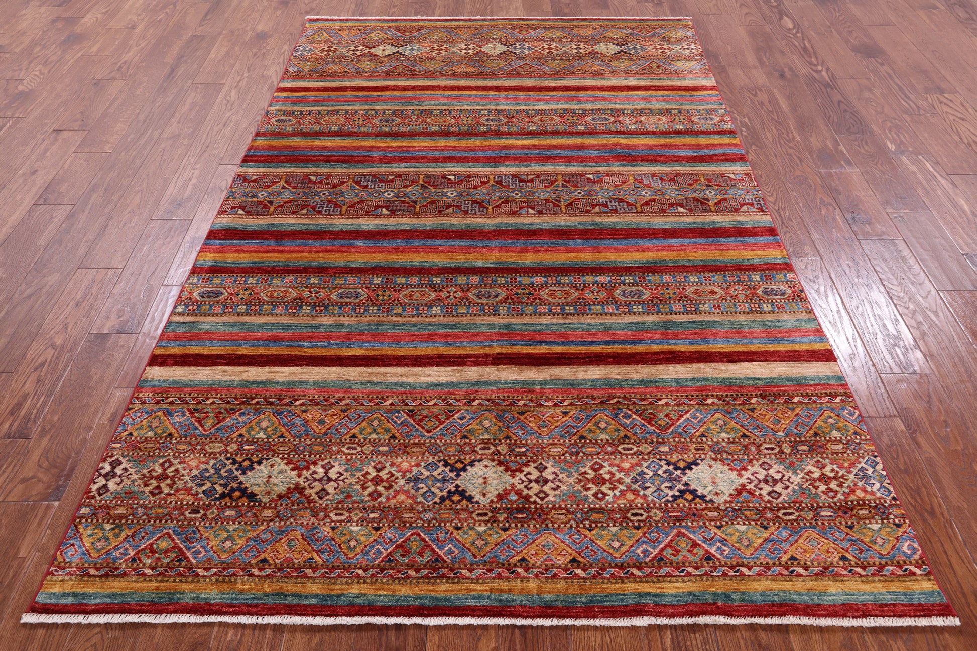 Khorjin Persian Gabbeh Hand Knotted Wool Rug - 5' 4" X 8' 3" - Golden Nile