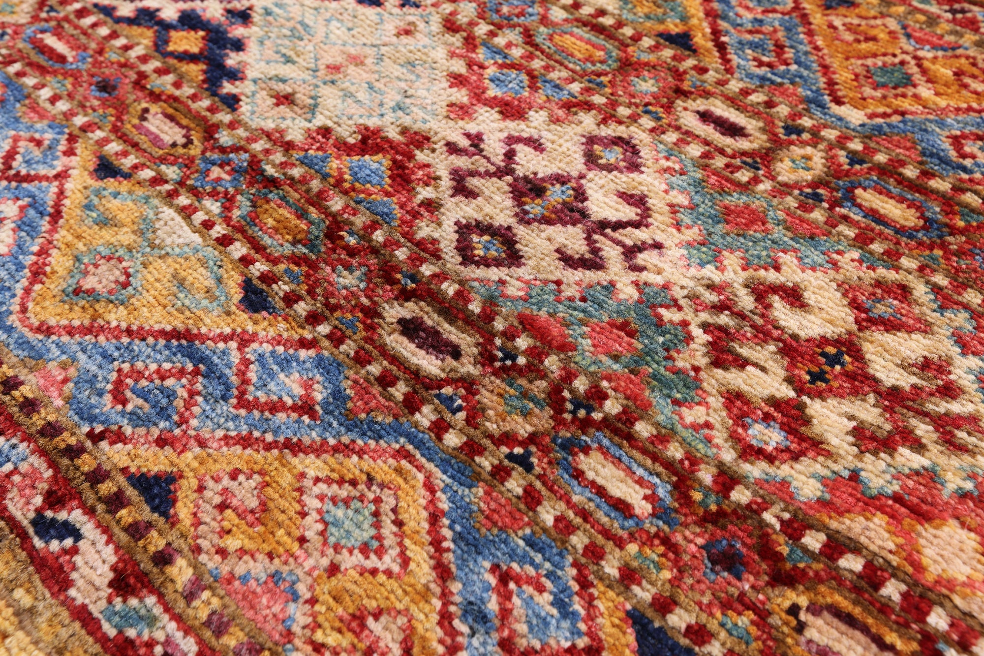 Khorjin Persian Gabbeh Hand Knotted Wool Rug - 5' 4" X 8' 3" - Golden Nile