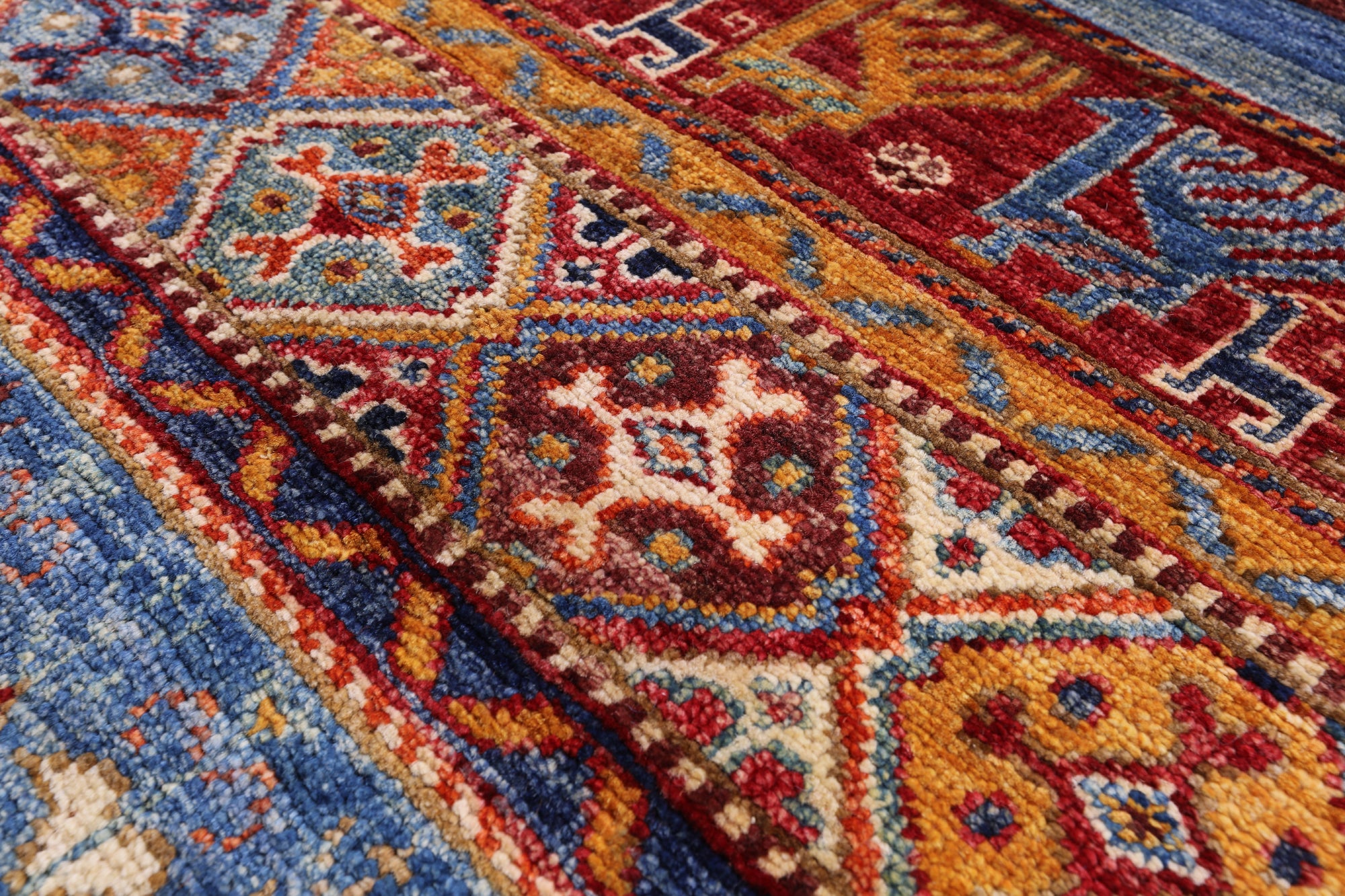Khorjin Persian Gabbeh Hand Knotted Wool Rug - 4' 1" X 6' 1" - Golden Nile
