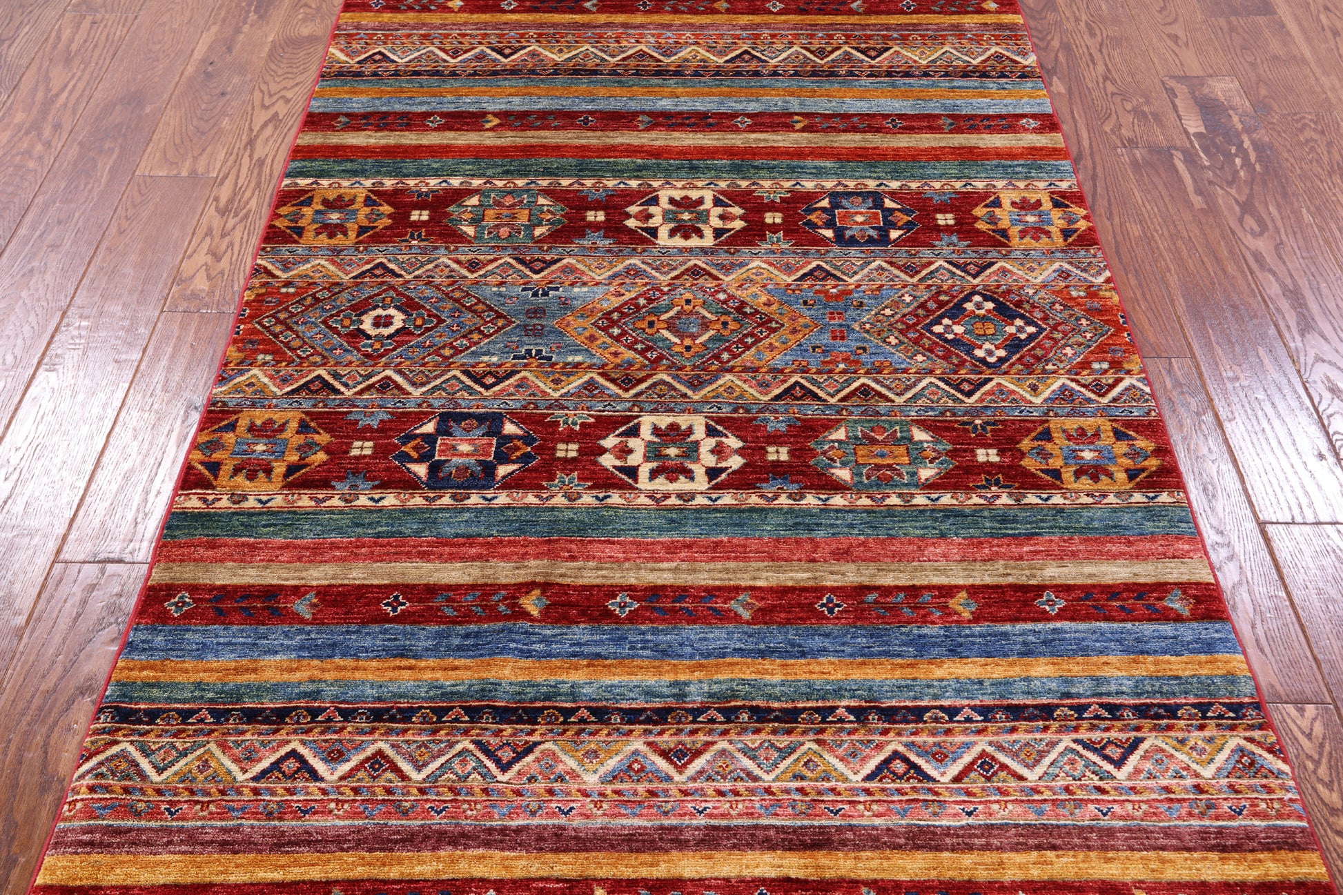 Khorjin Persian Gabbeh Handmade Wool Rug - 4' 0" X 5' 10" - Golden Nile