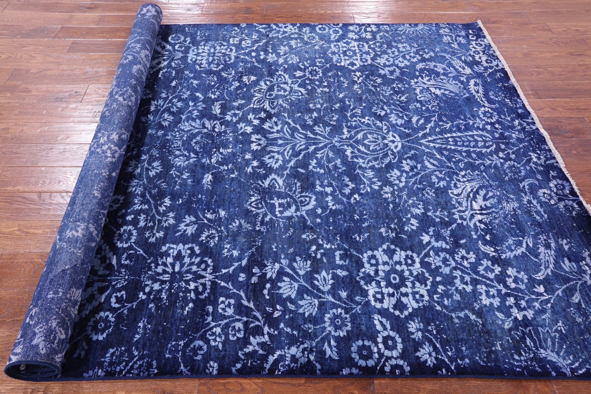 Blue Contemporary Hand Knotted Wool & Silk Rug - 6' 0" X 8' 9" - Golden Nile