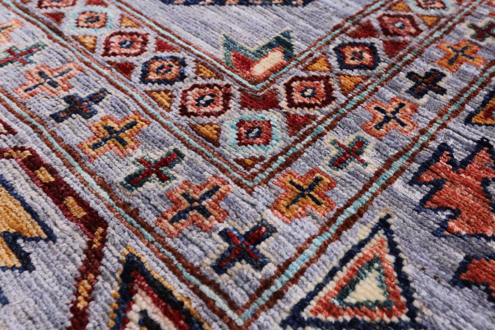 Turkmen Ersari Hand Knotted Wool Rug - 6' 10" X 9' 10" - Golden Nile