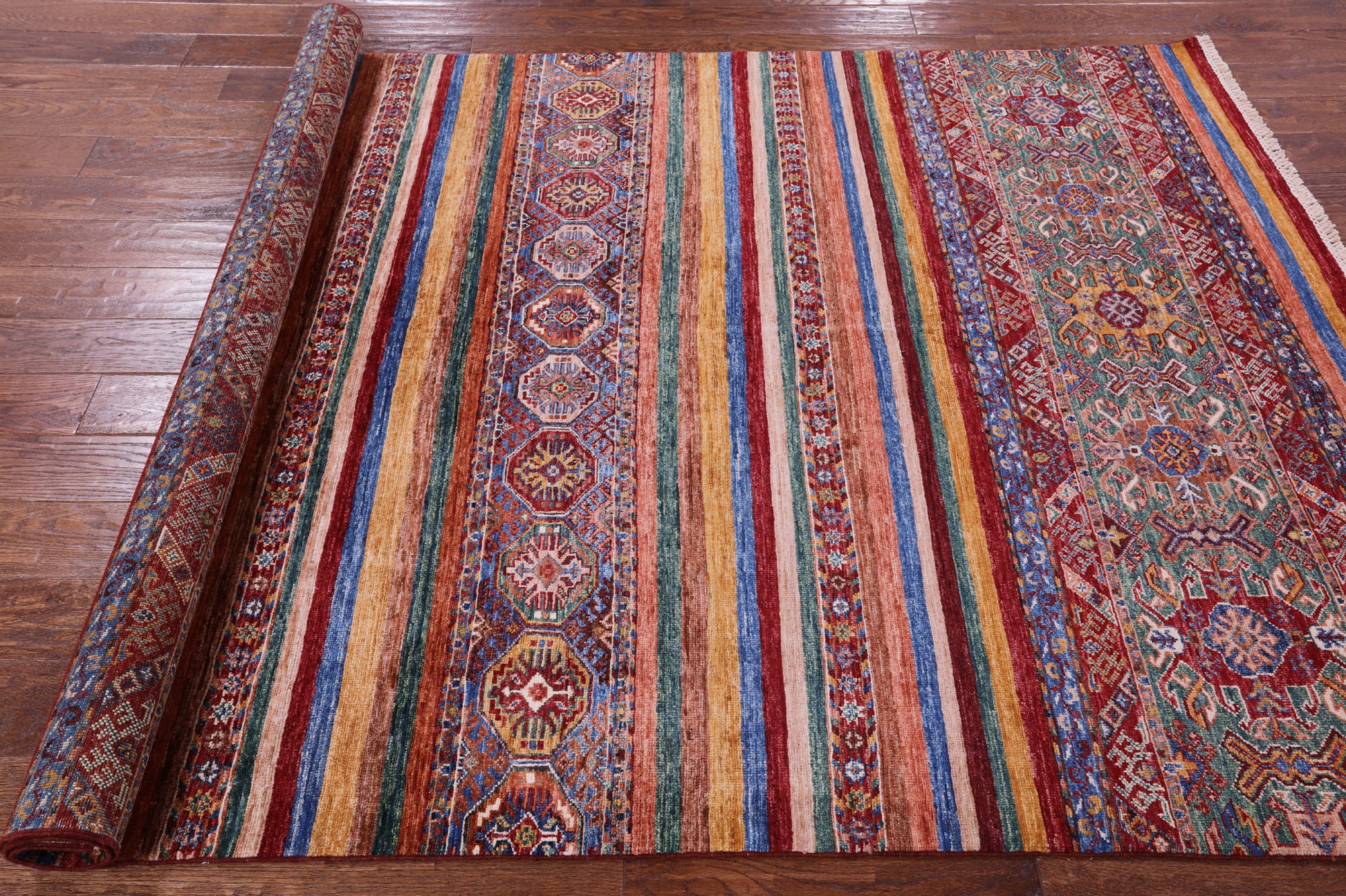 Khorjin Persian Gabbeh Hand Knotted Wool Rug - 5' 7" X 8' 6" - Golden Nile