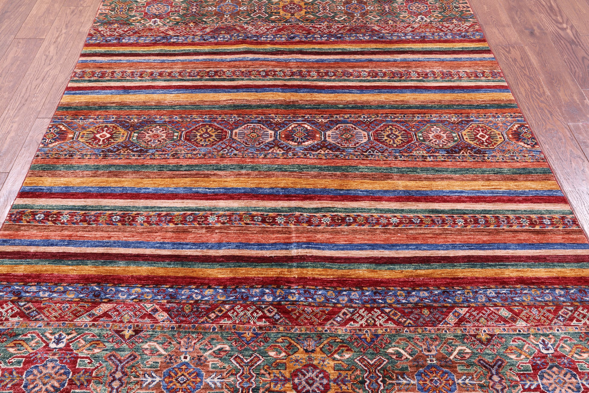 Khorjin Persian Gabbeh Hand Knotted Wool Rug - 5' 7" X 8' 6" - Golden Nile