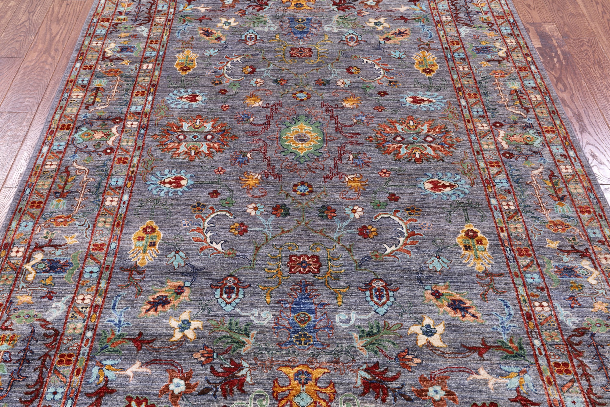Peshawar Hand Knotted Wool Rug - 5' 9" X 8' 0" - Golden Nile
