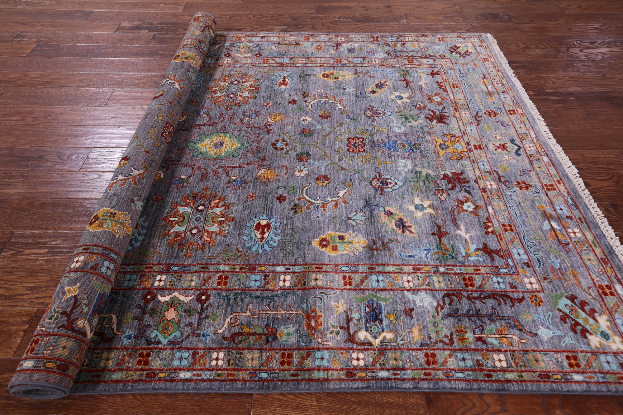 Peshawar Hand Knotted Wool Rug - 5' 9" X 8' 0" - Golden Nile