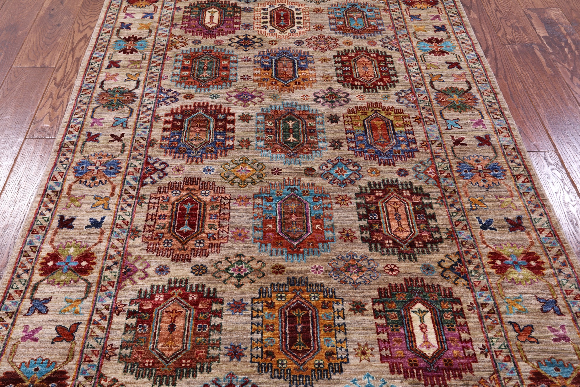 Turkmen Ersari Hand Knotted Wool Rug - 4' 1" X 6' 3" - Golden Nile