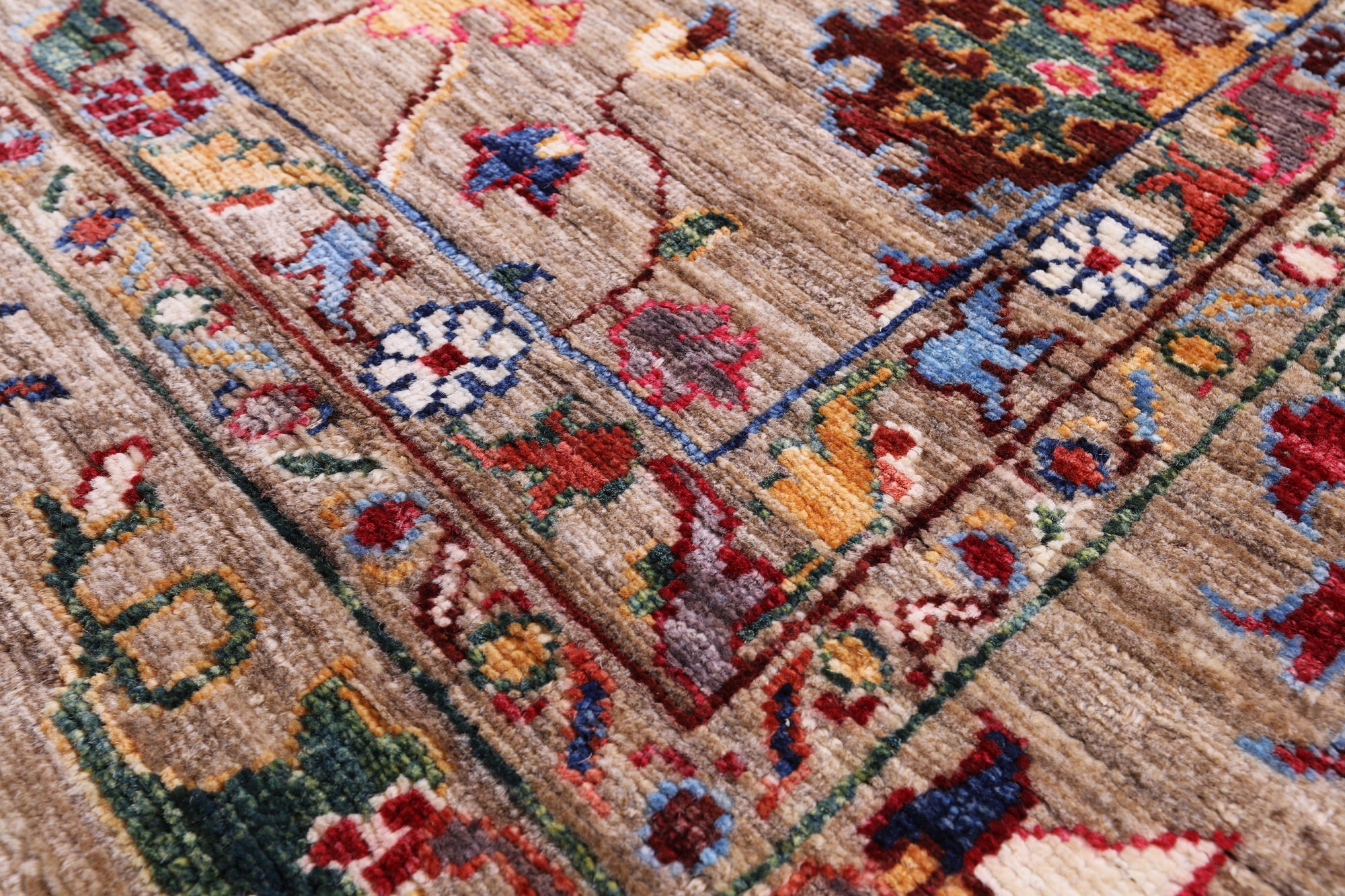 Persian Tabriz Hand Knotted Wool Rug - 6' 7" X 9' 10" - Golden Nile