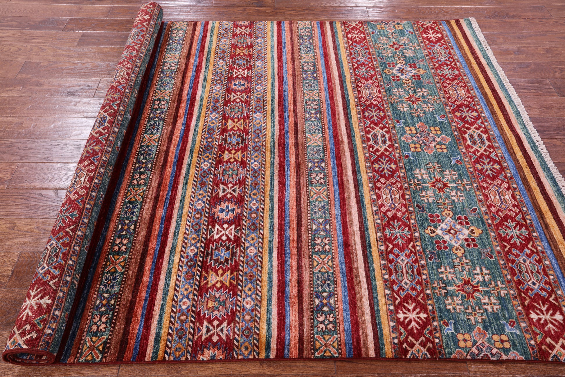 Khorjin Persian Gabbeh Handmade Wool Rug - 5' 8" X 7' 10" - Golden Nile