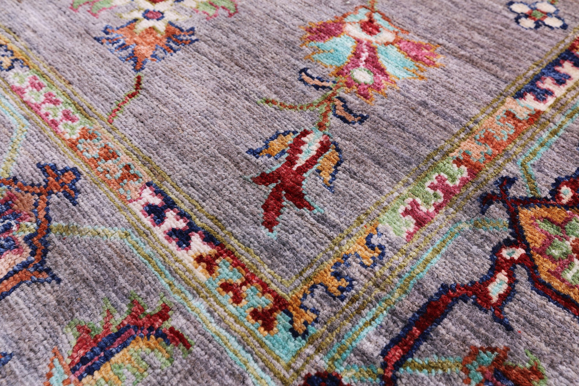 Grey Persian Tabriz Hand Knotted Wool Rug - 5' 8" X 8' 1" - Golden Nile