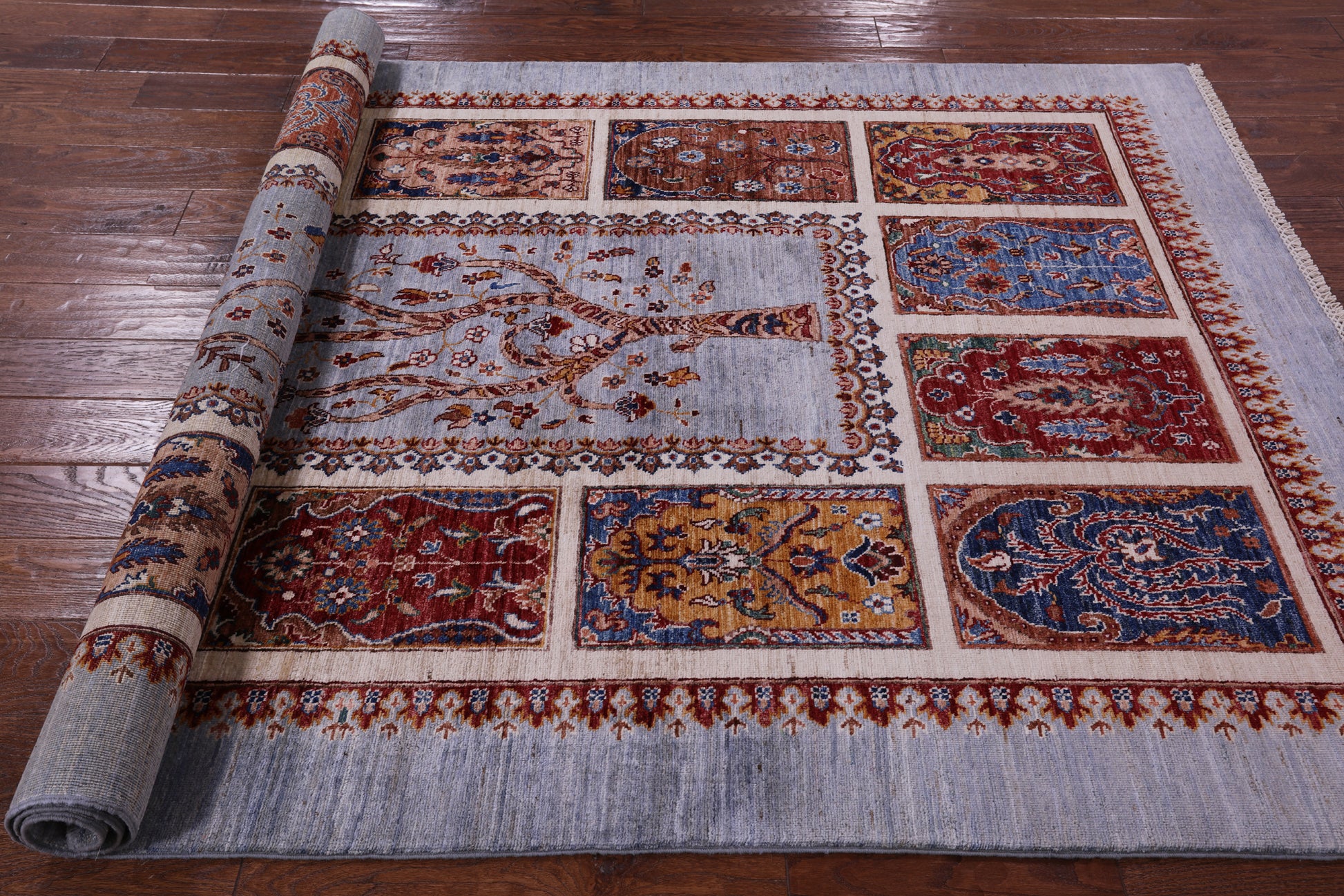 Tree Of Life Persian Hand Knotted Wool Rug - 5' 4" X 8' 5" - Golden Nile