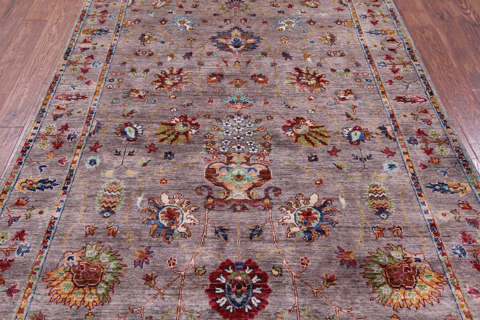 Peshawar Handmade Wool Rug - 5' 9" X 8' 2" - Golden Nile