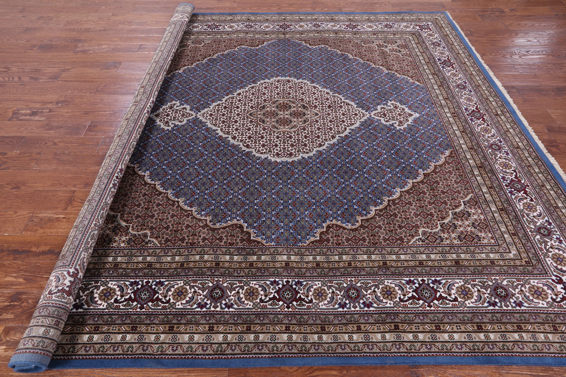 Blue Square Bijar Handmade Wool & Silk Rug - 8' 11" X 9' 1" - Golden Nile