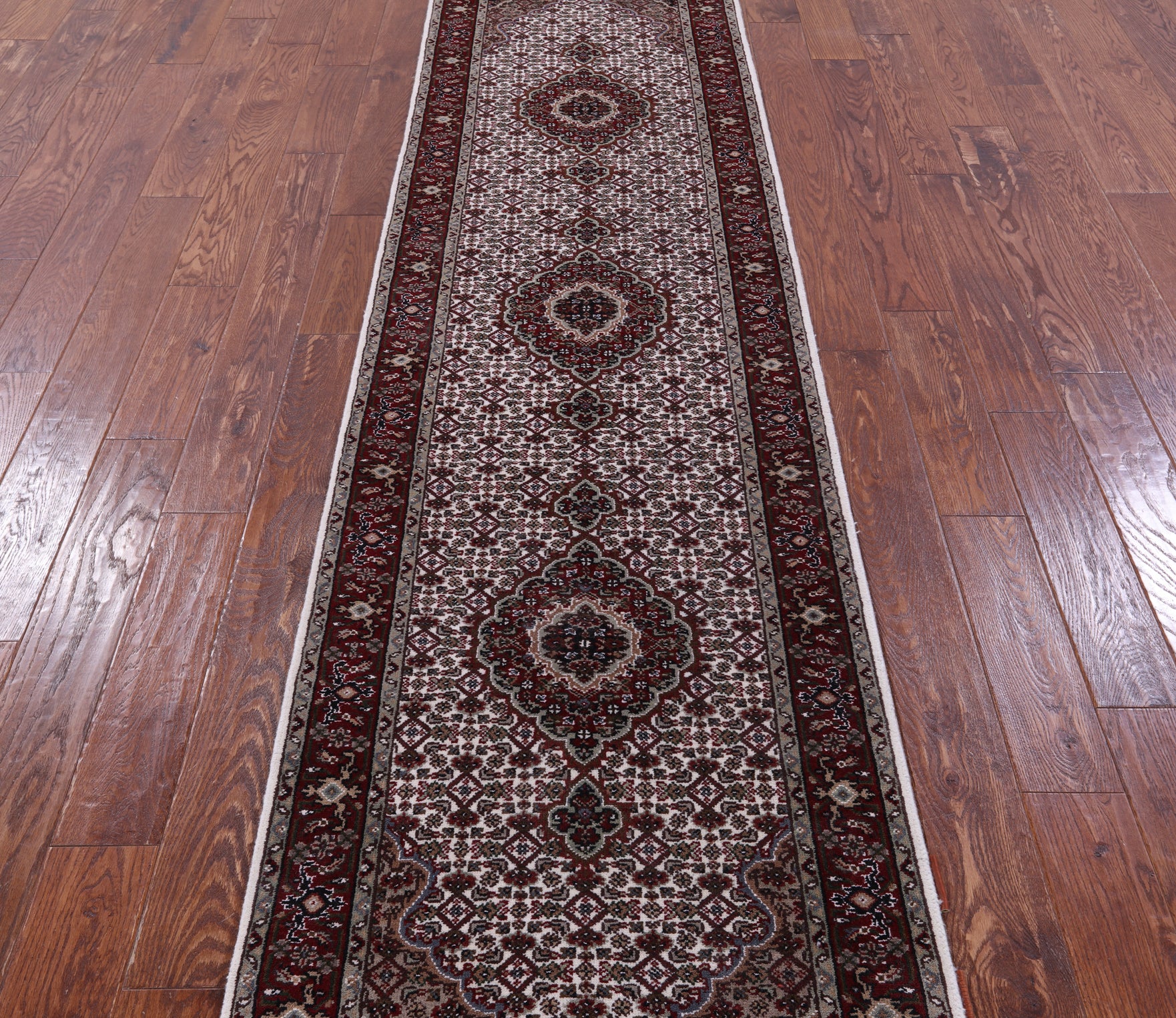 Ivory Bijar Hand Knotted Wool & Silk Runner Rug - 2' 7" X 10' 3" - Golden Nile